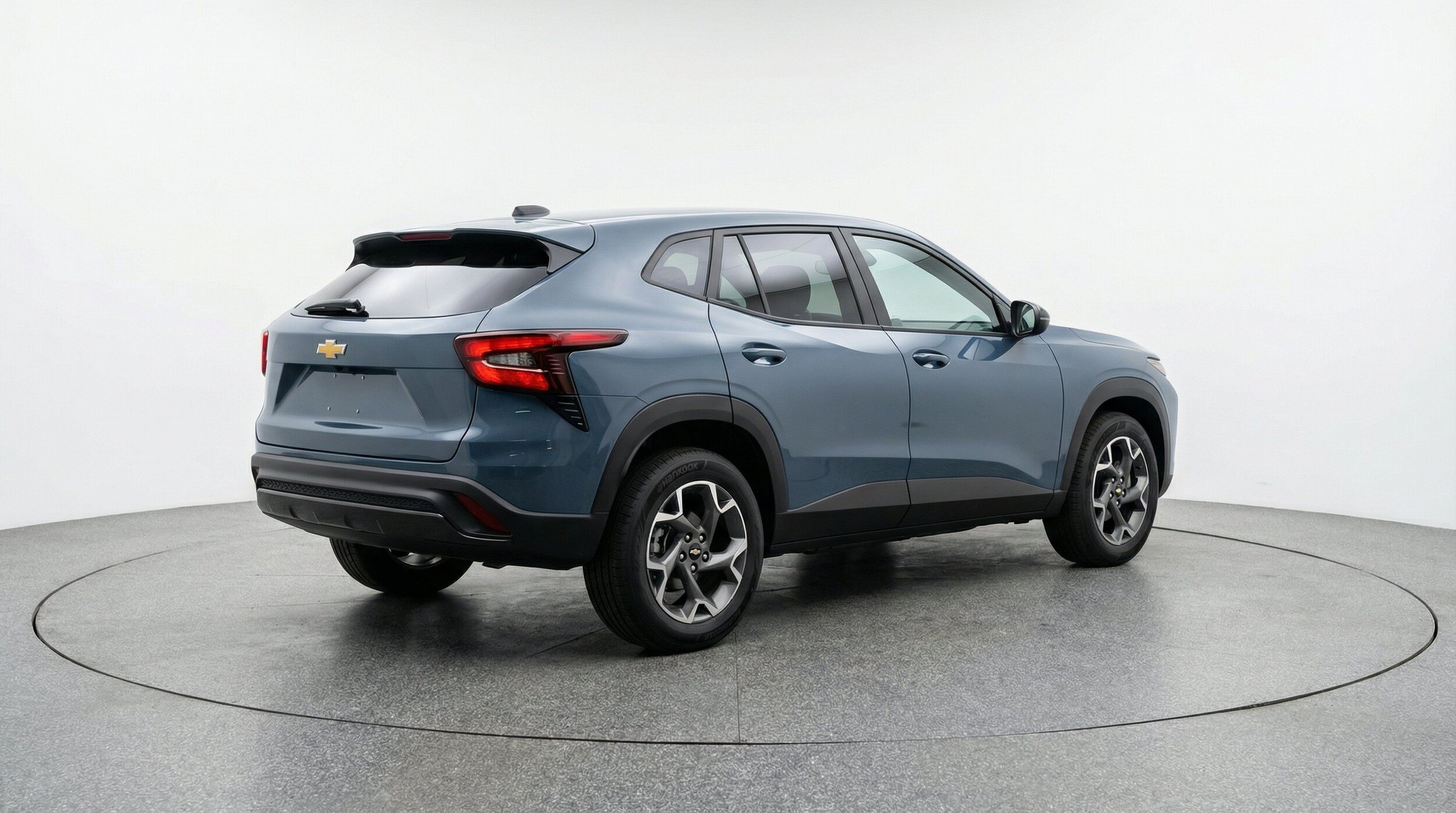 Thumbnail: 2025 Chevrolet Trax - 9