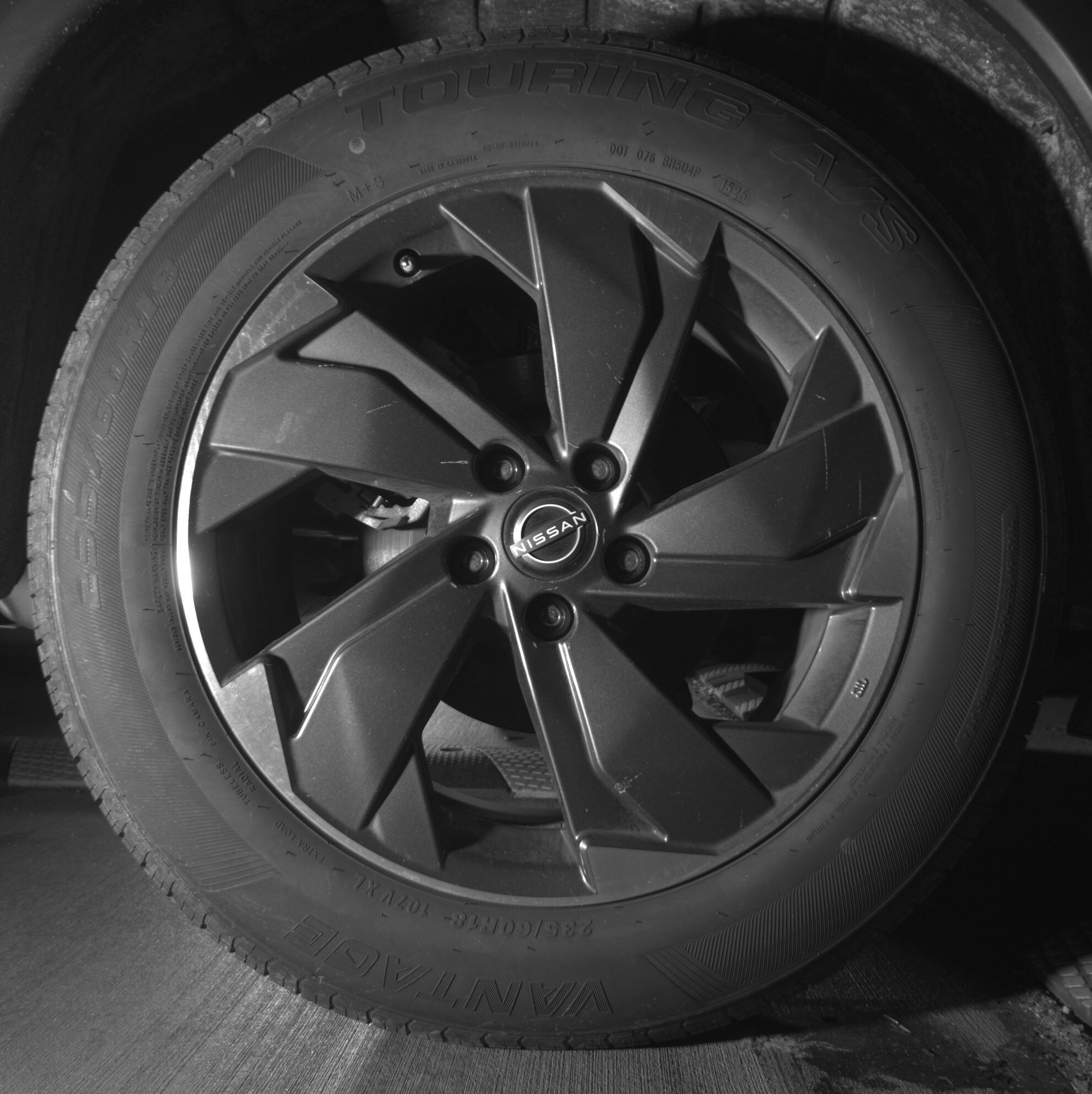 Thumbnail: 2025 Nissan Rogue - 12