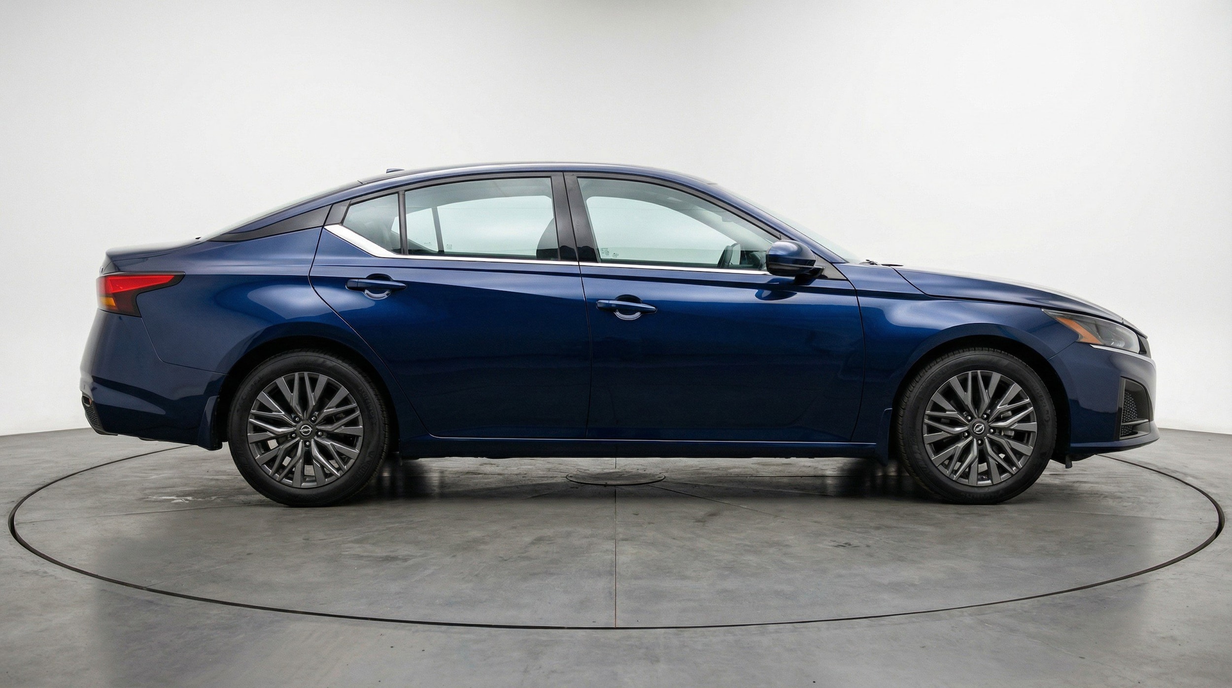 Thumbnail: 2025 Nissan Altima - 11