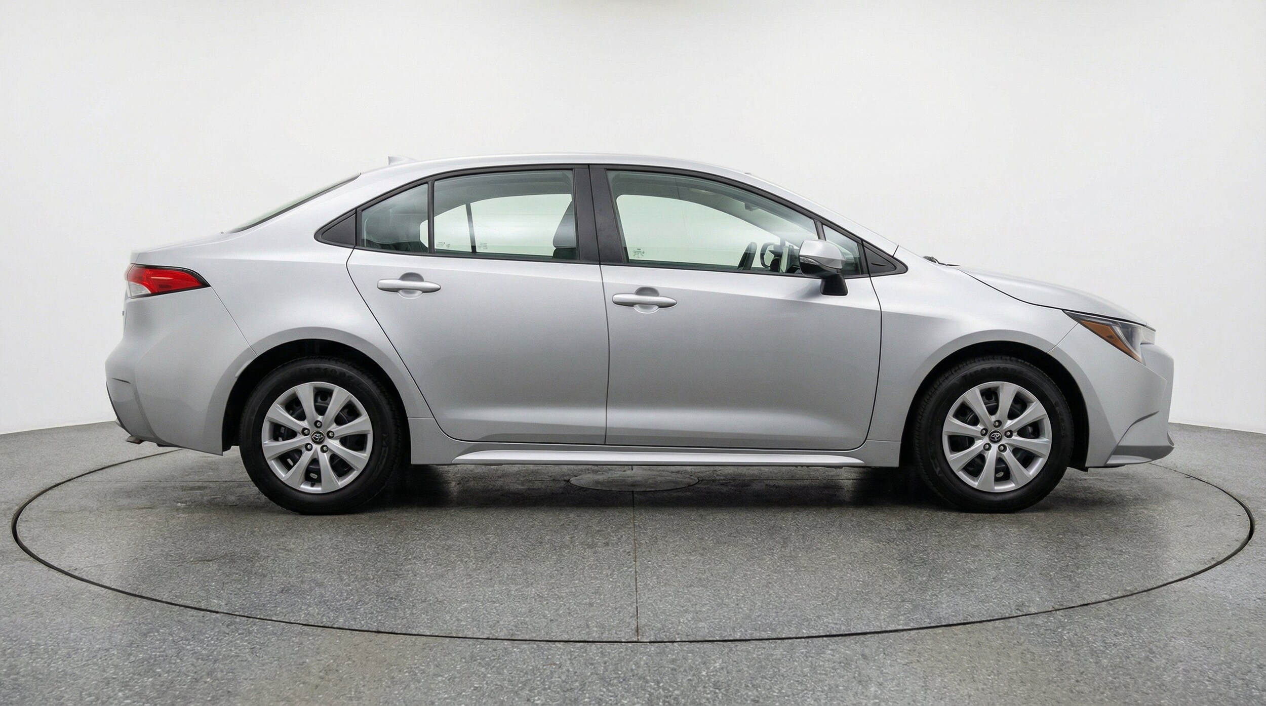 Thumbnail: 2025 Toyota Corolla - 11