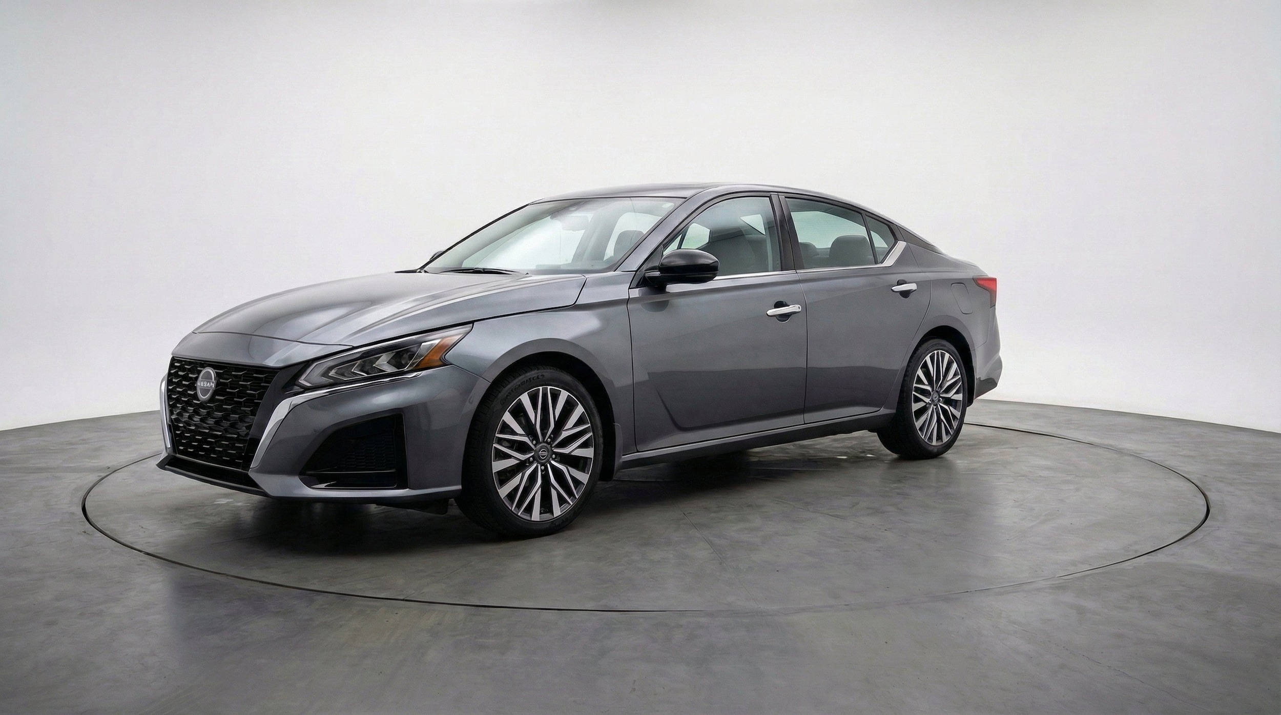 Thumbnail: 2025 Nissan Altima - 3
