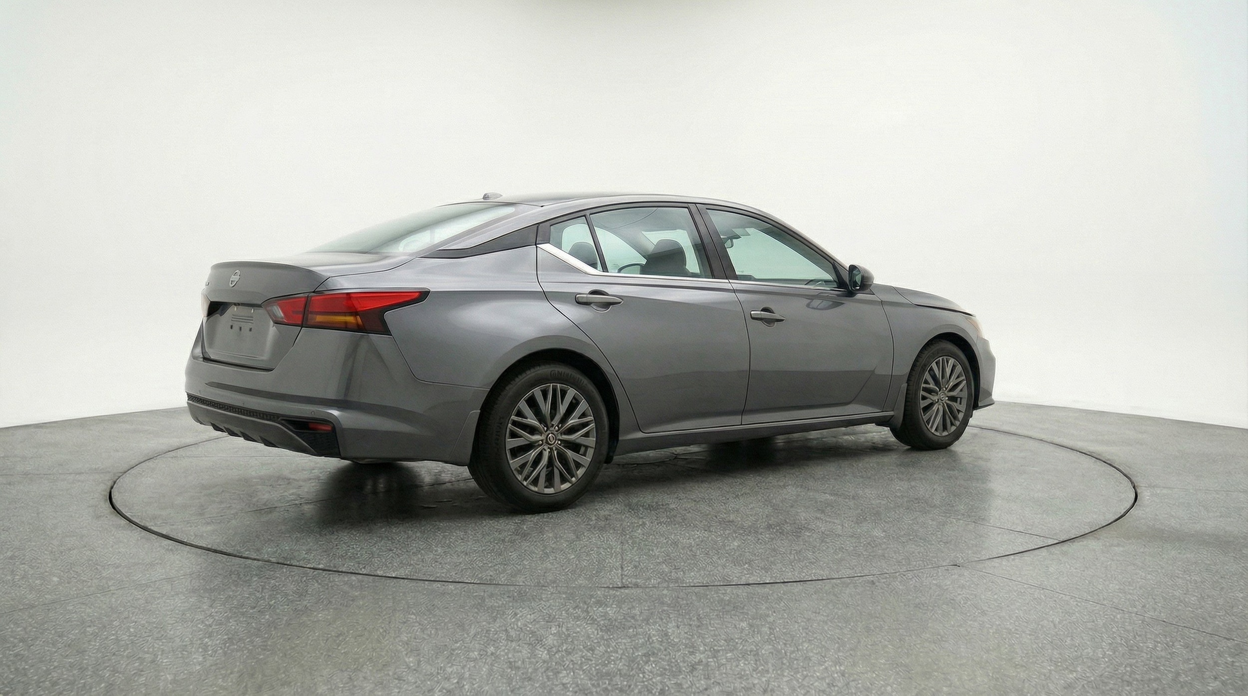 Thumbnail: 2025 Nissan Altima - 9
