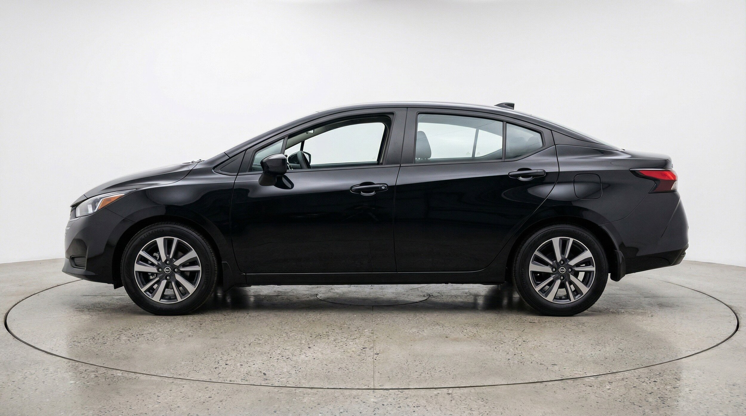 Thumbnail: 2025 Nissan Versa - 5
