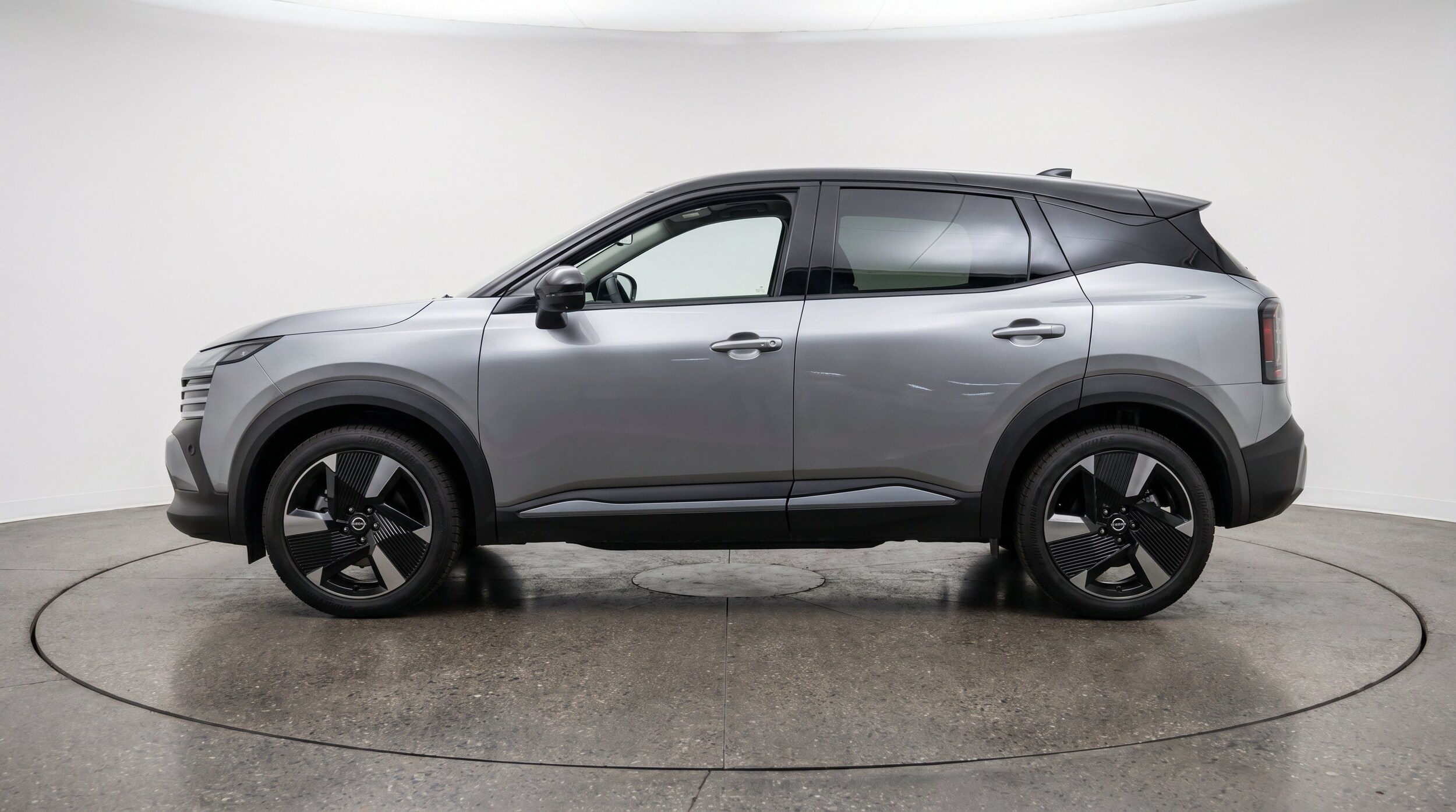 Thumbnail: 2026 Nissan Kicks - 5