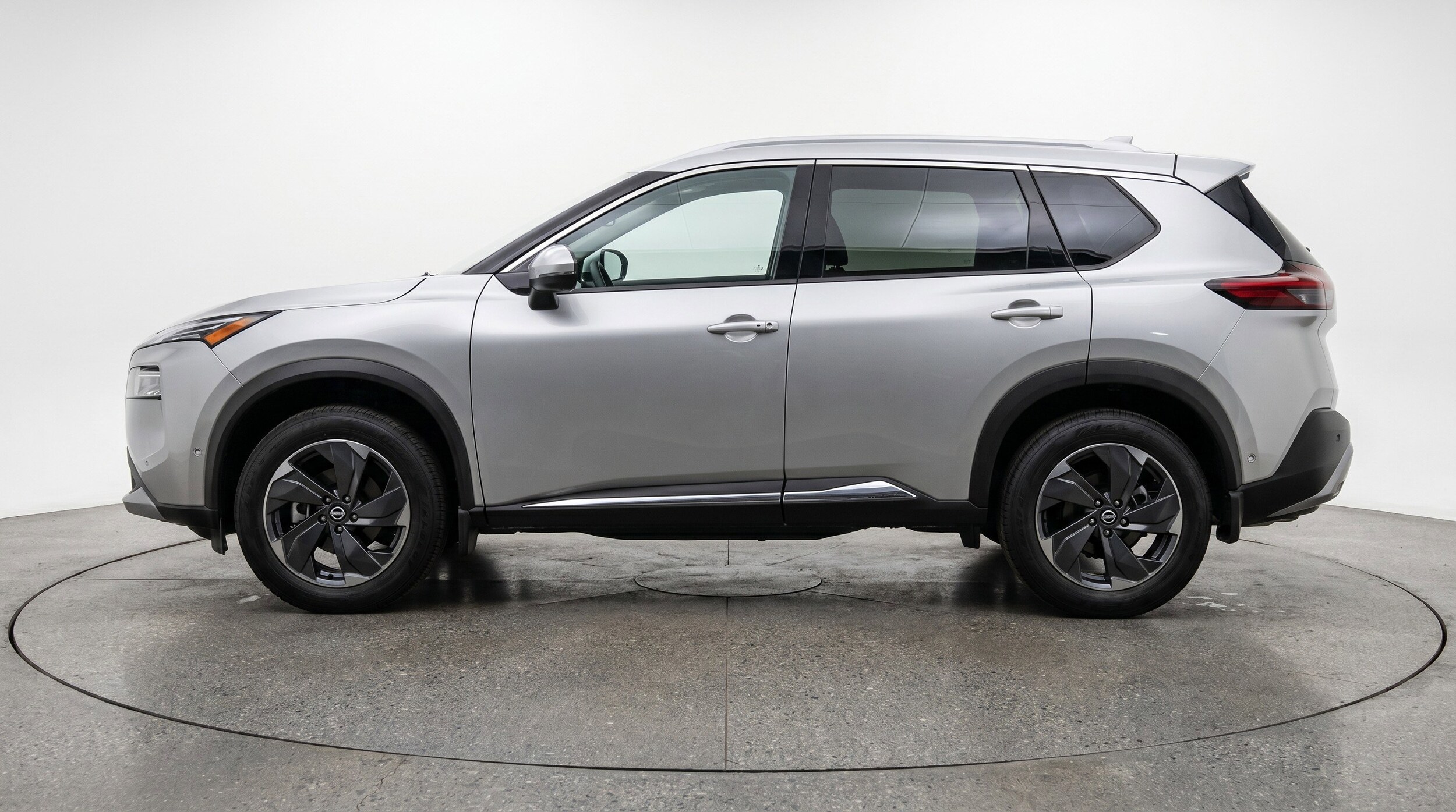 Thumbnail: 2025 Nissan Rogue - 5
