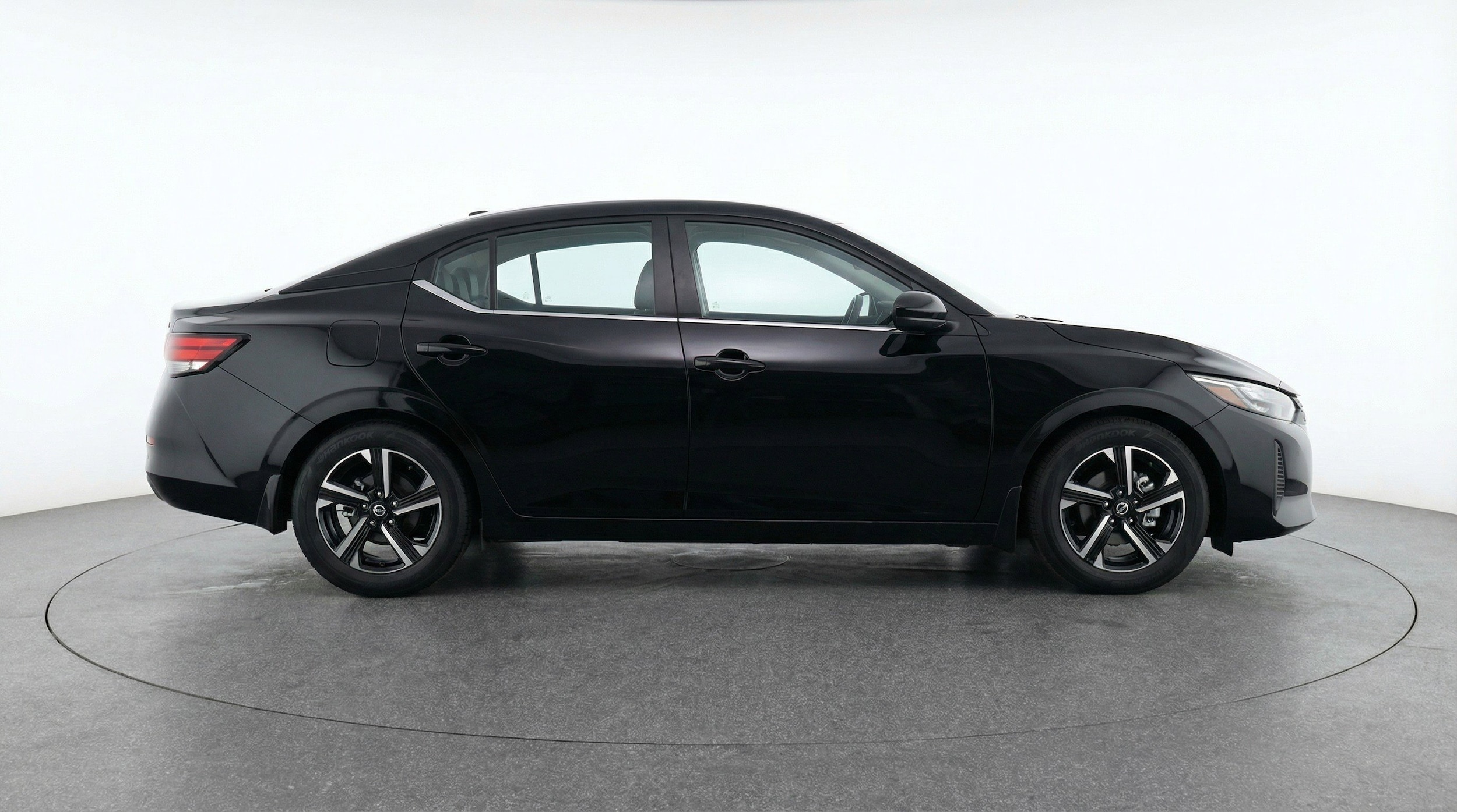 Thumbnail: 2025 Nissan Sentra - 11