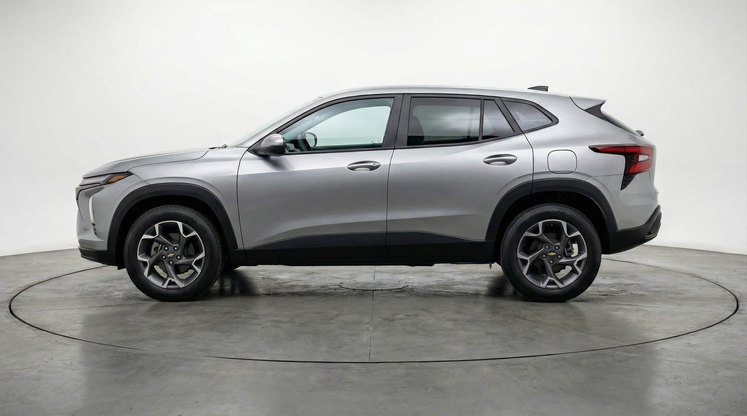 Thumbnail: 2025 Chevrolet Trax - 5