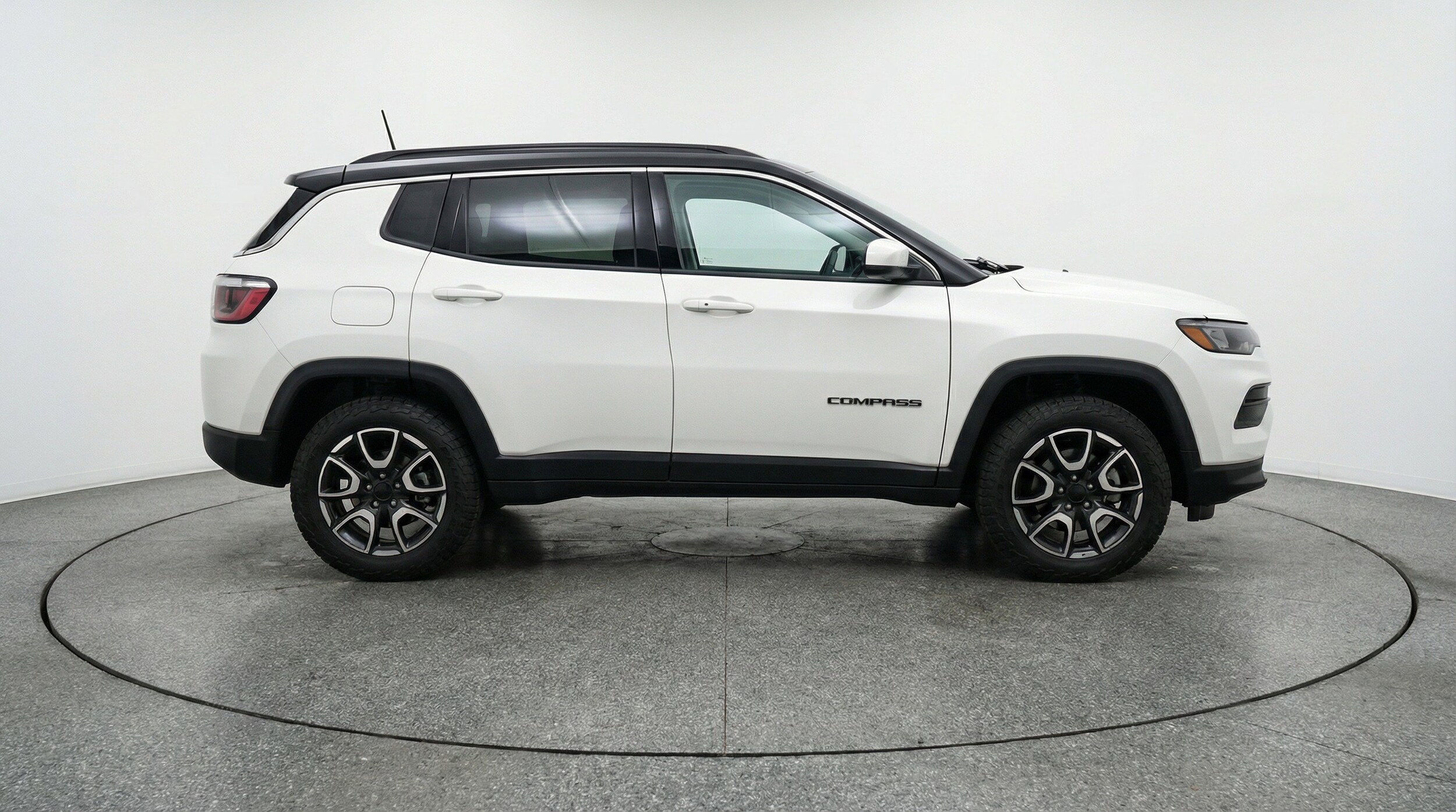 Thumbnail: 2025 Jeep Compass - 11
