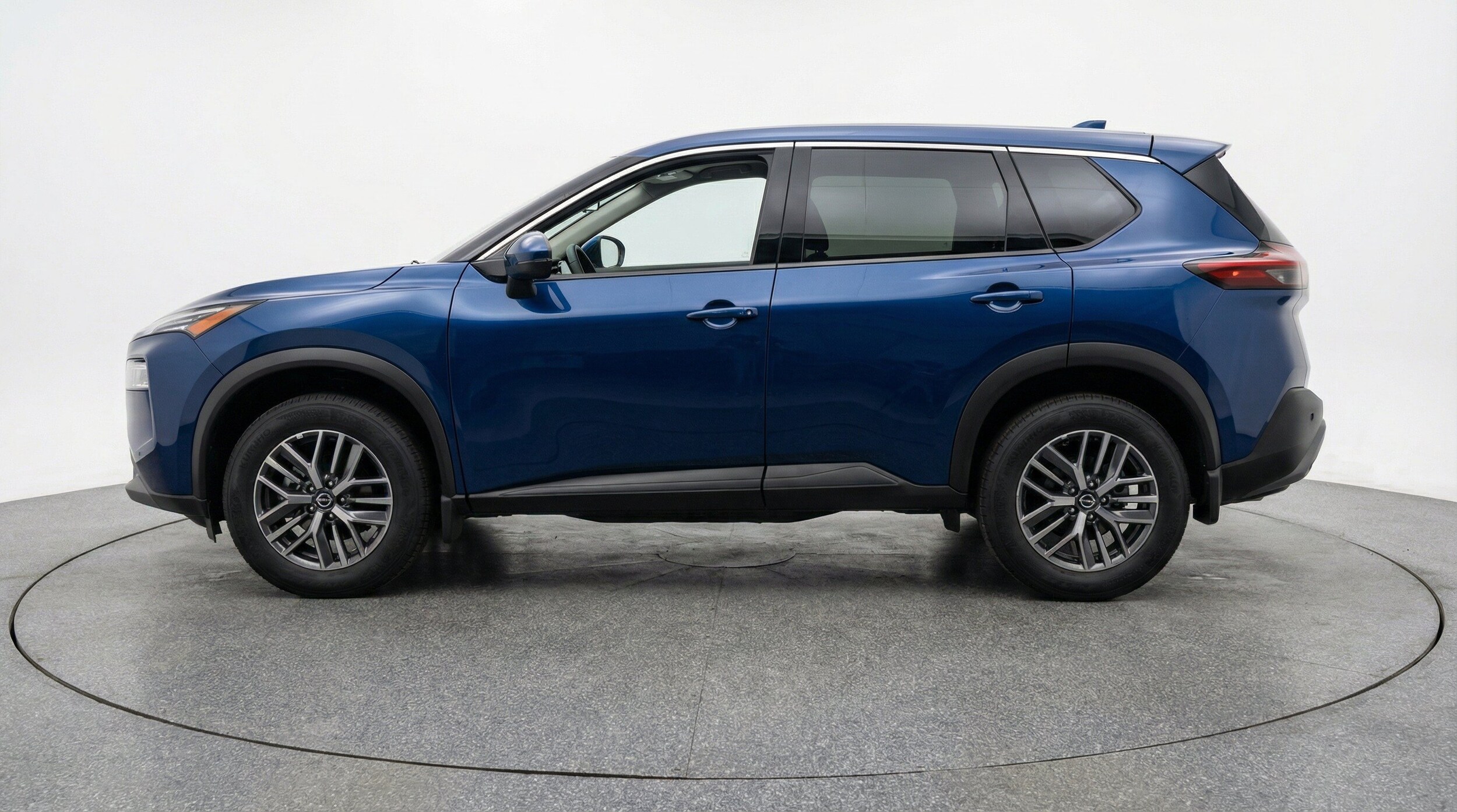 Thumbnail: 2026 Nissan Rogue - 5