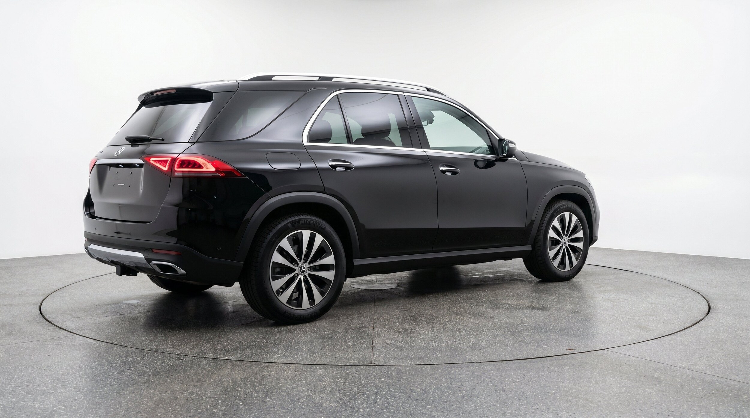 Thumbnail: 2026 Mercedes-Benz GLE - 9