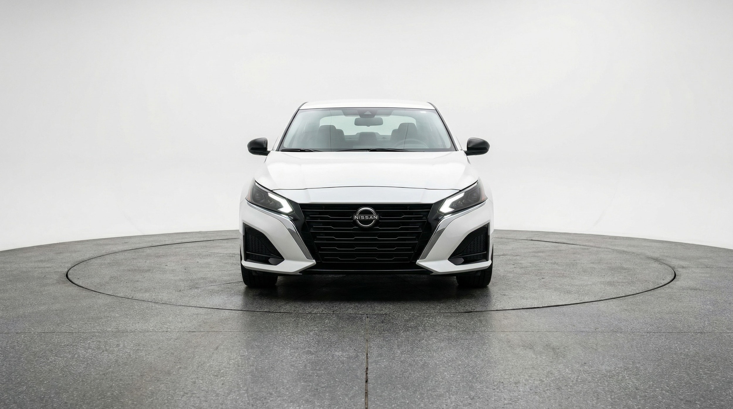 Thumbnail: 2025 Nissan Altima - 2