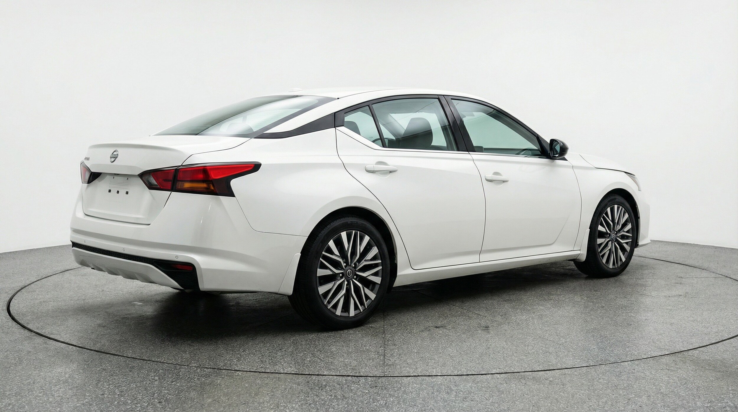 Thumbnail: 2025 Nissan Altima - 9