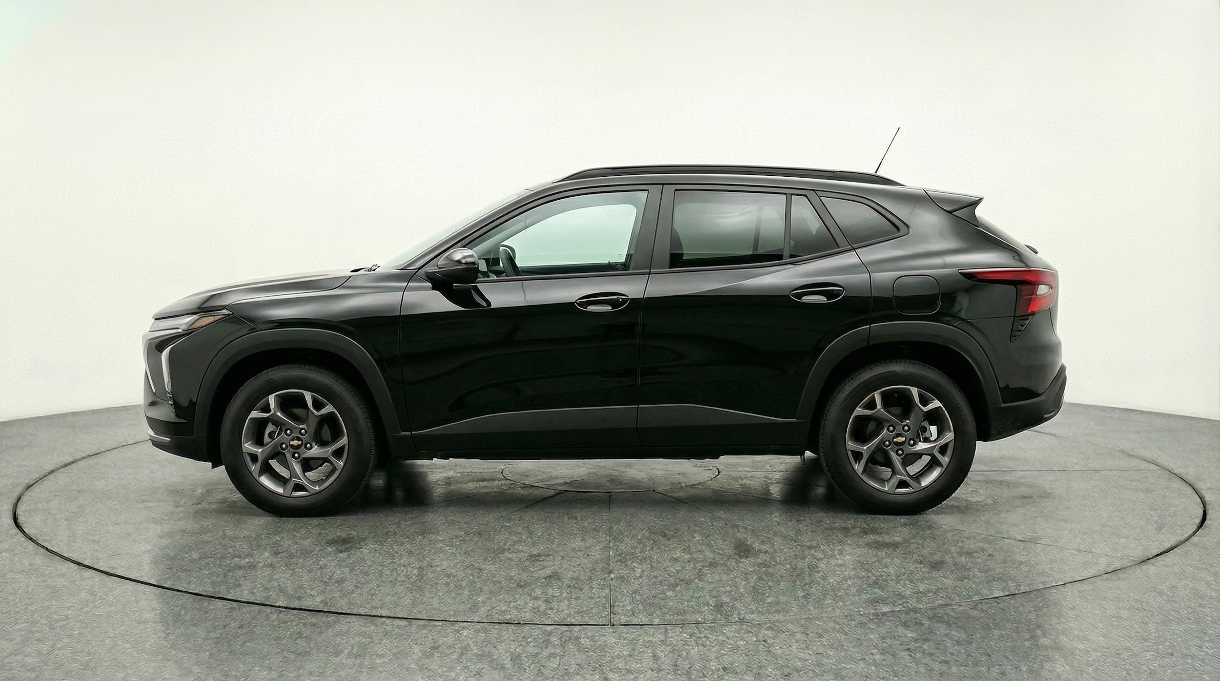 Thumbnail: 2025 Chevrolet Trax - 4