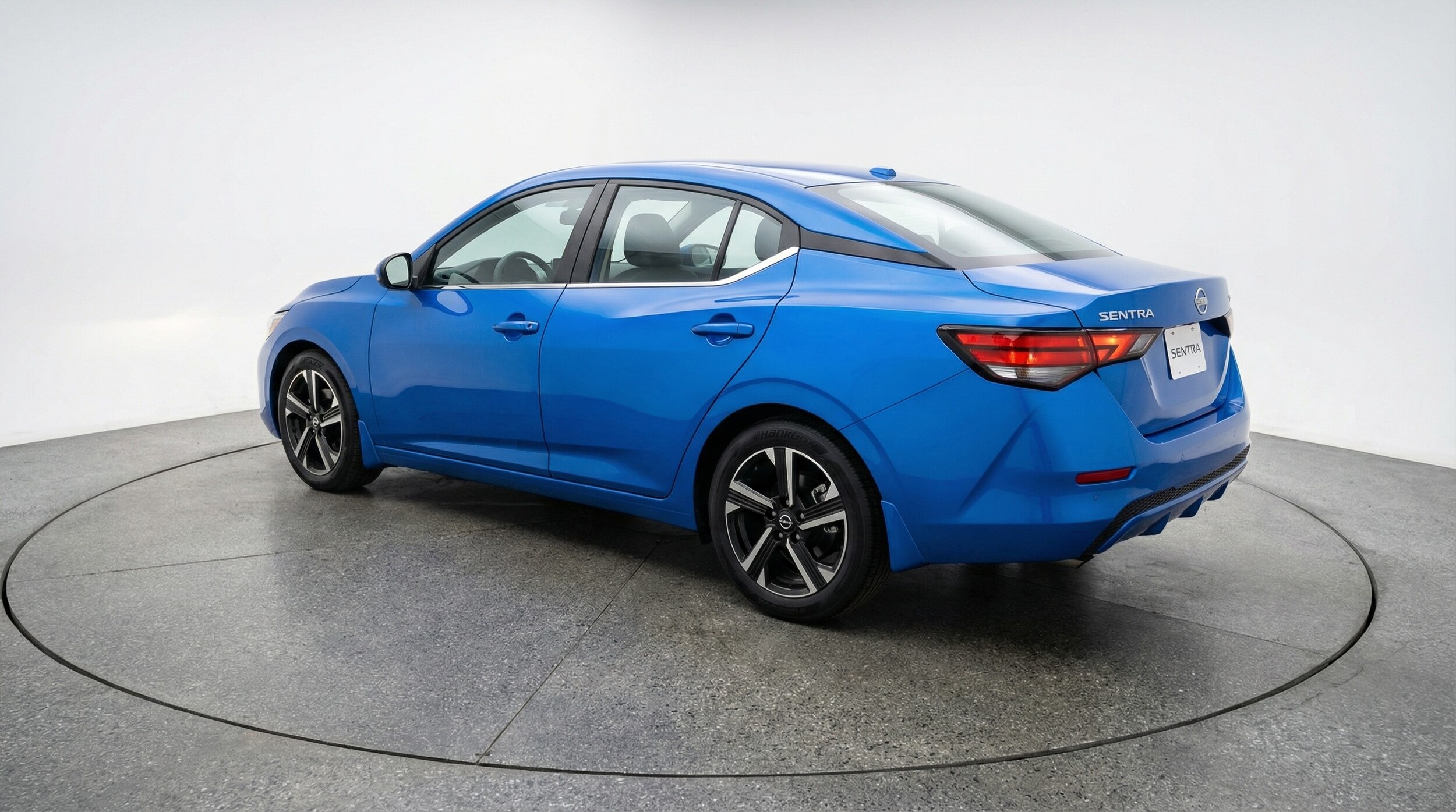 Thumbnail: 2025 Nissan Sentra - 5