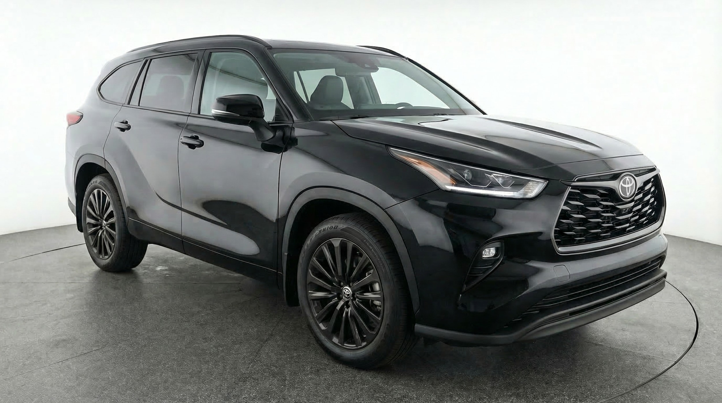 Thumbnail: 2025 Toyota Highlander - 1