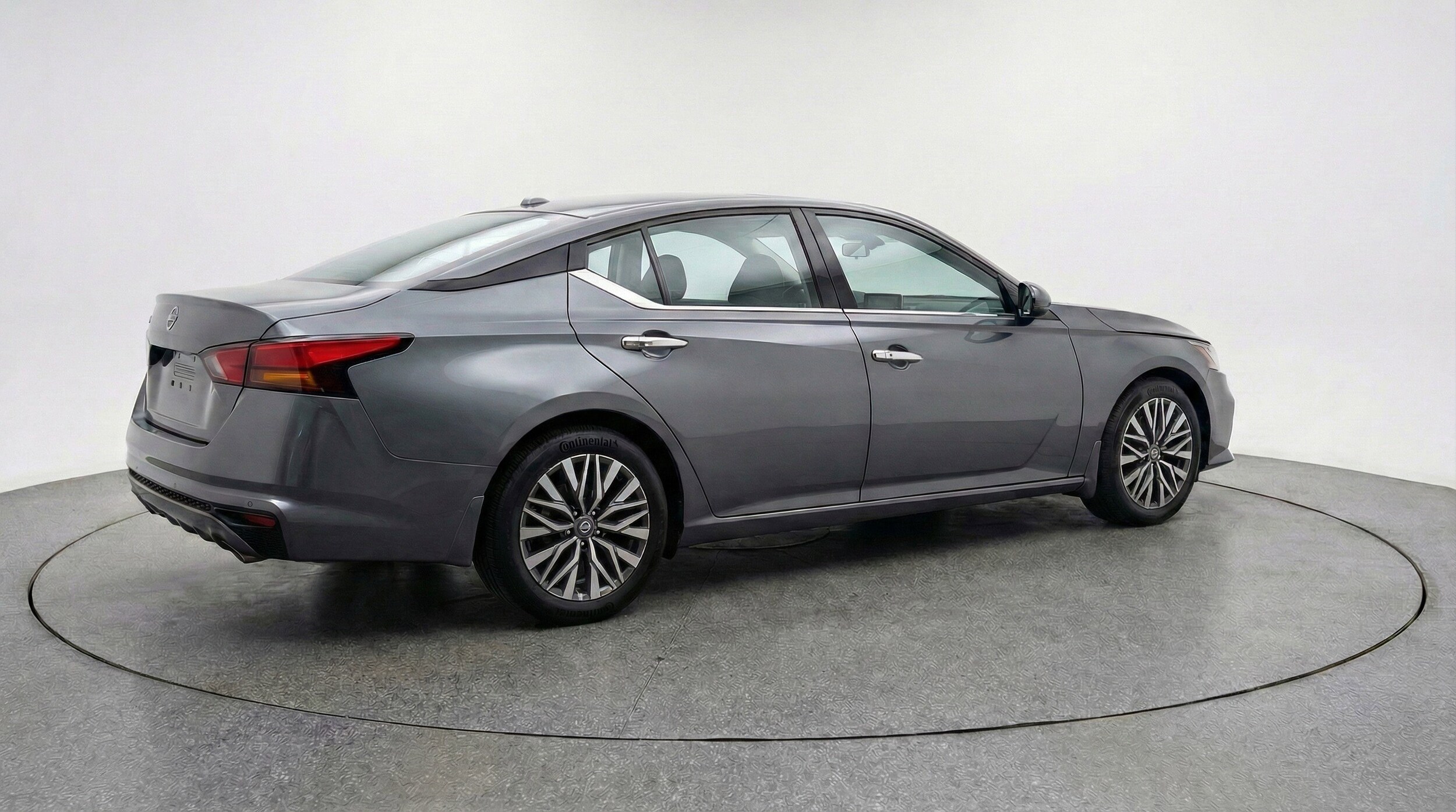 Thumbnail: 2025 Nissan Altima - 9
