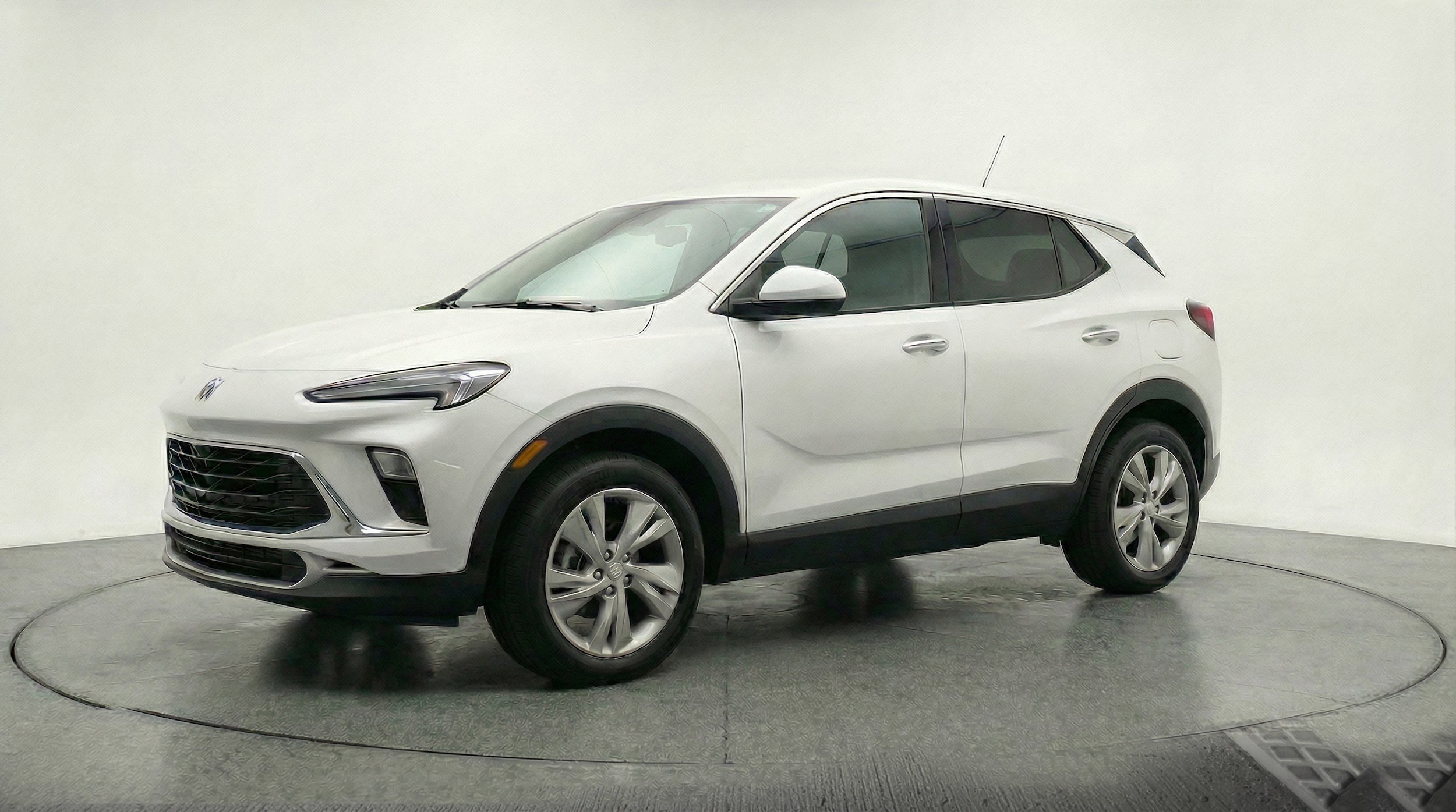 Thumbnail: 2025 Buick Encore GX - 3