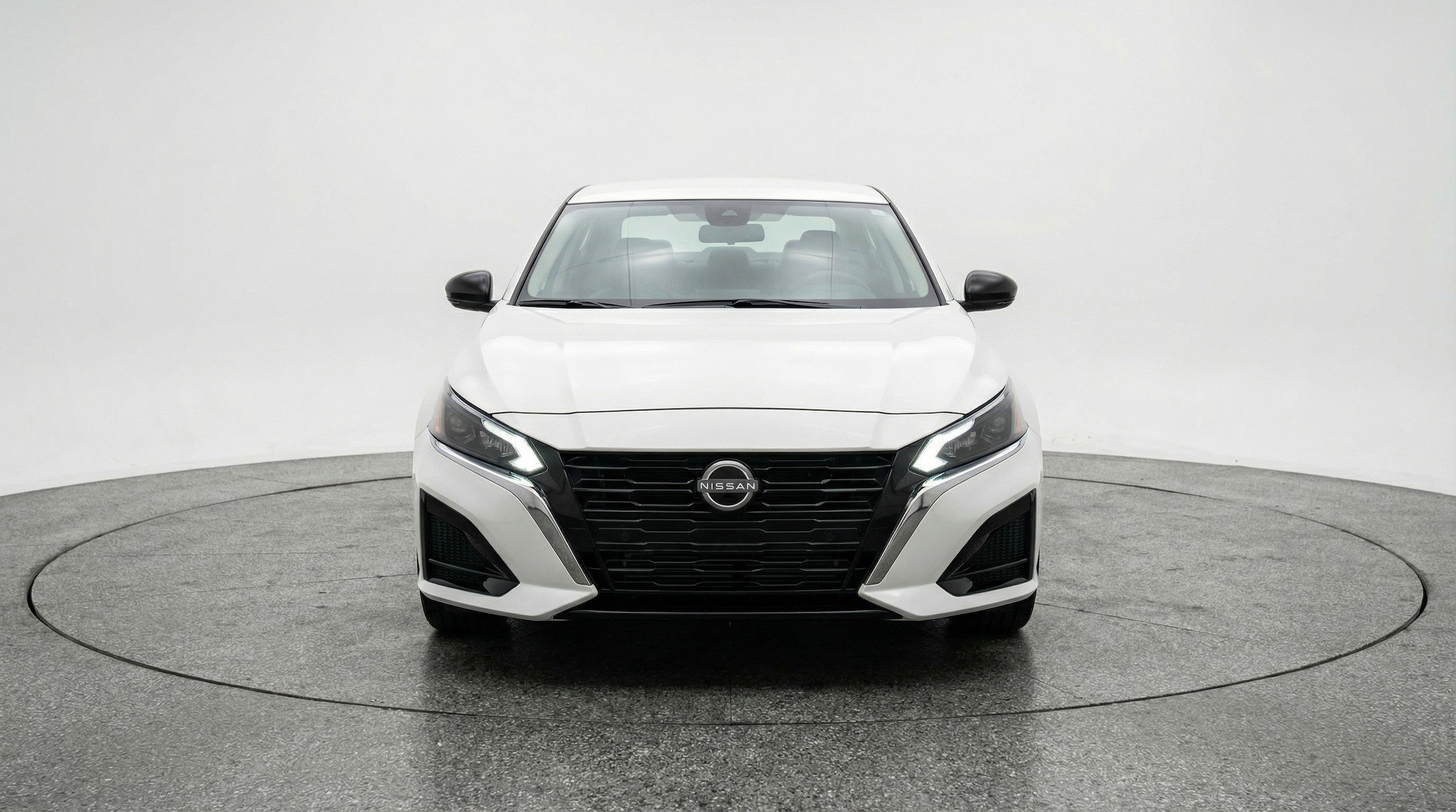 Thumbnail: 2025 Nissan Altima - 2