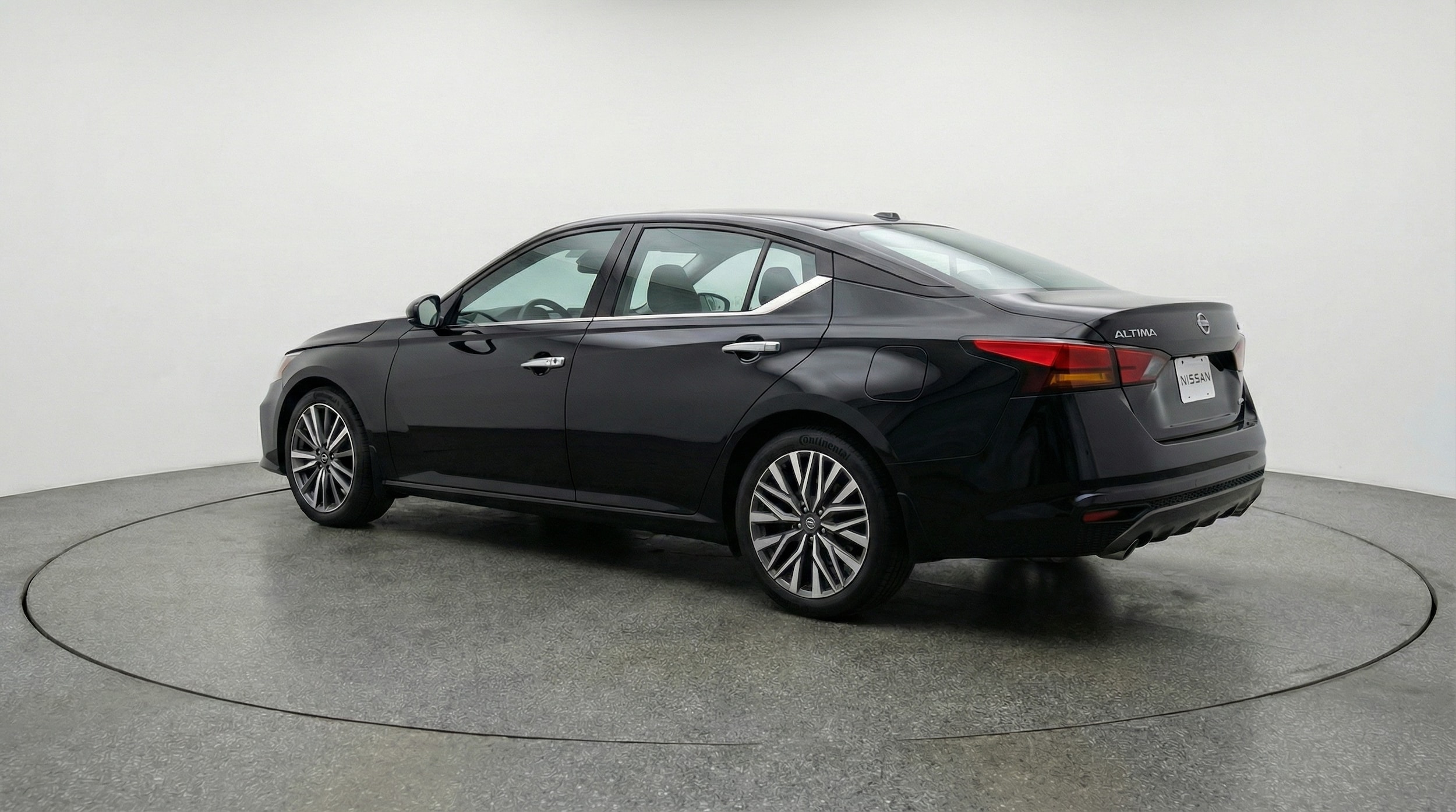 Thumbnail: 2025 Nissan Altima - 5