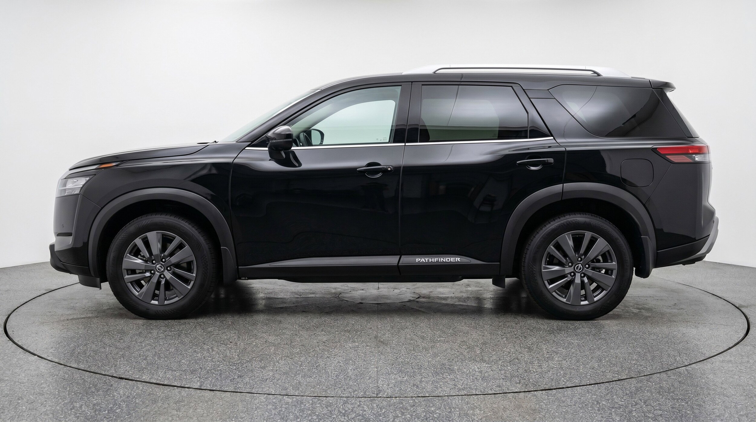 Thumbnail: 2025 Nissan Pathfinder - 5