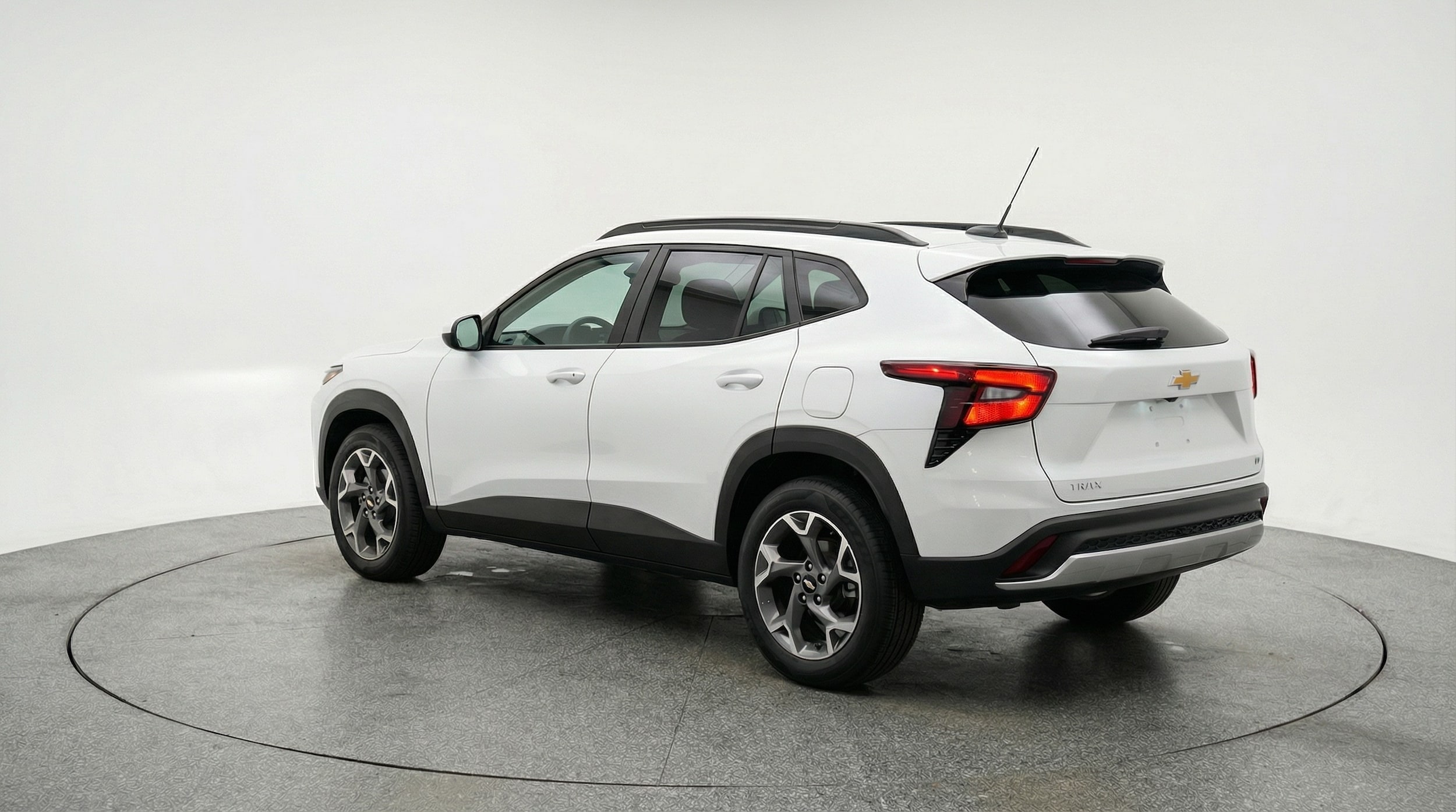 Thumbnail: 2025 Chevrolet Trax - 5