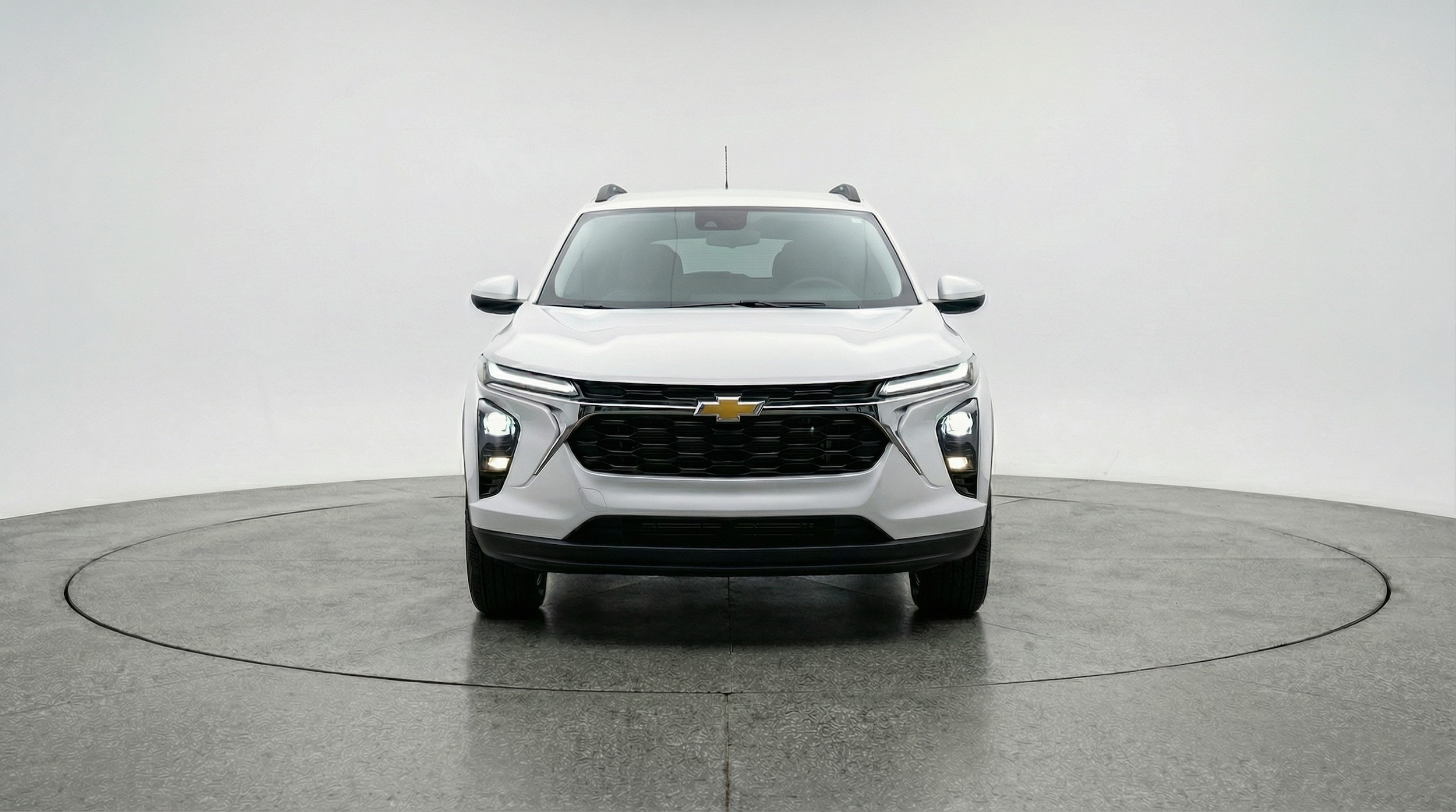 Thumbnail: 2025 Chevrolet Trax - 2