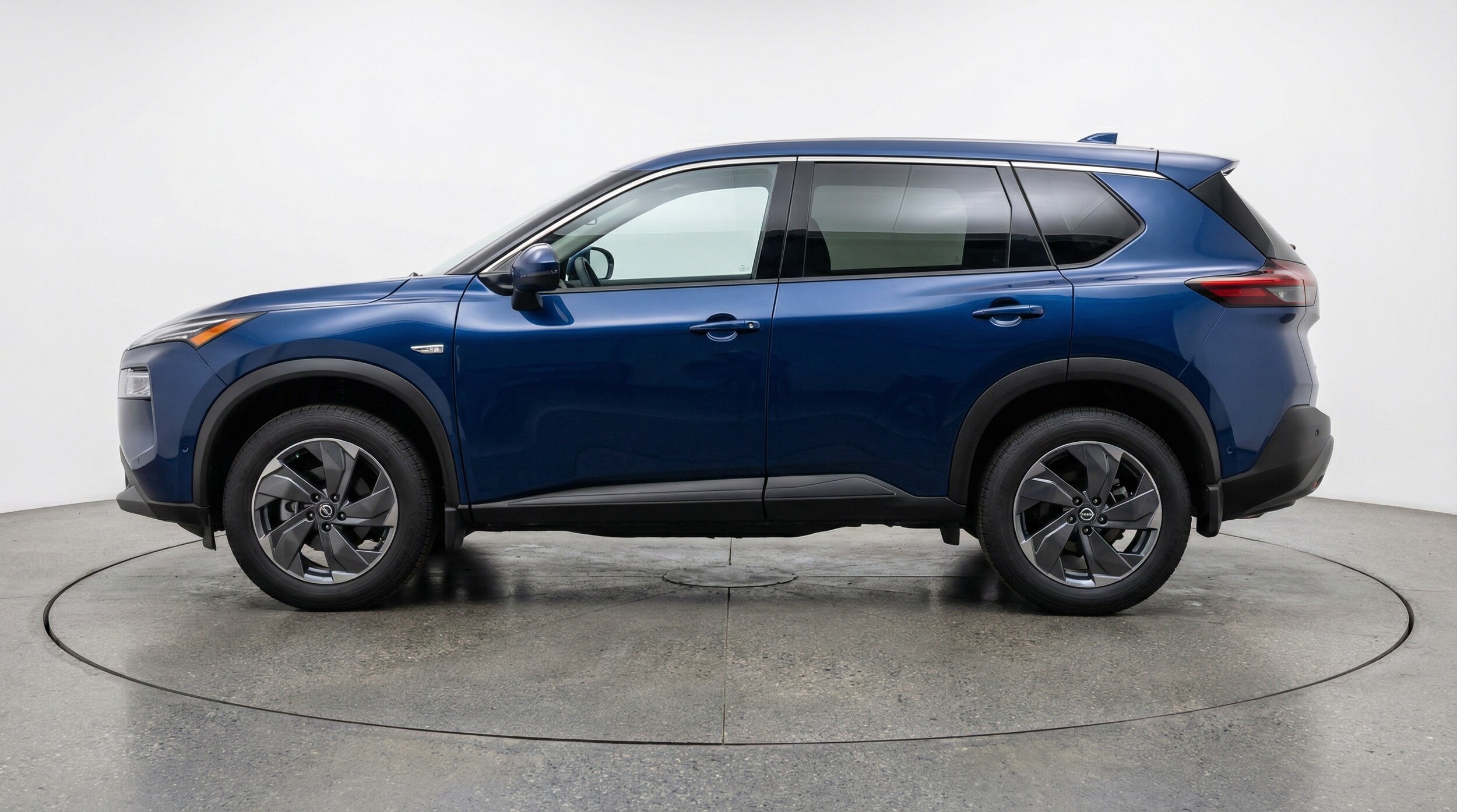 Thumbnail: 2025 Nissan Rogue - 4