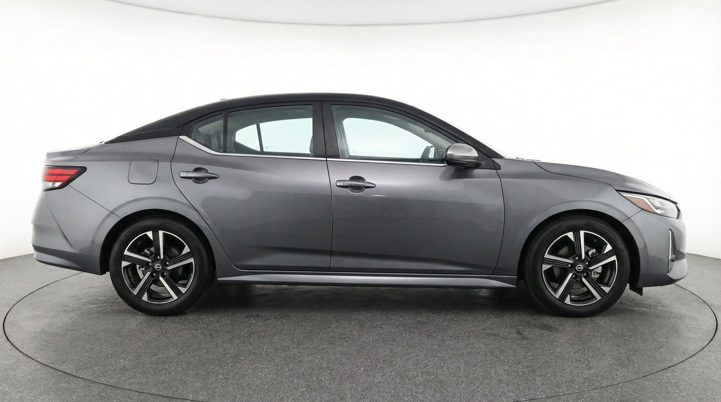 Thumbnail: 2025 Nissan Sentra - 11