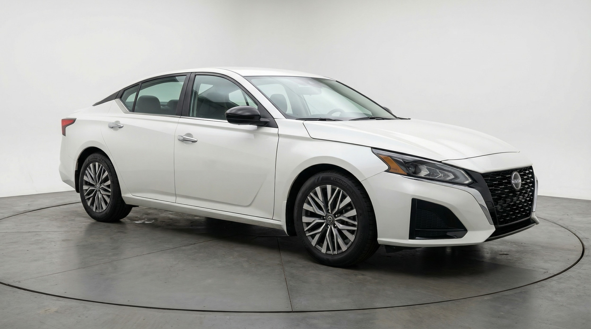 Thumbnail: 2025 Nissan Altima - 1