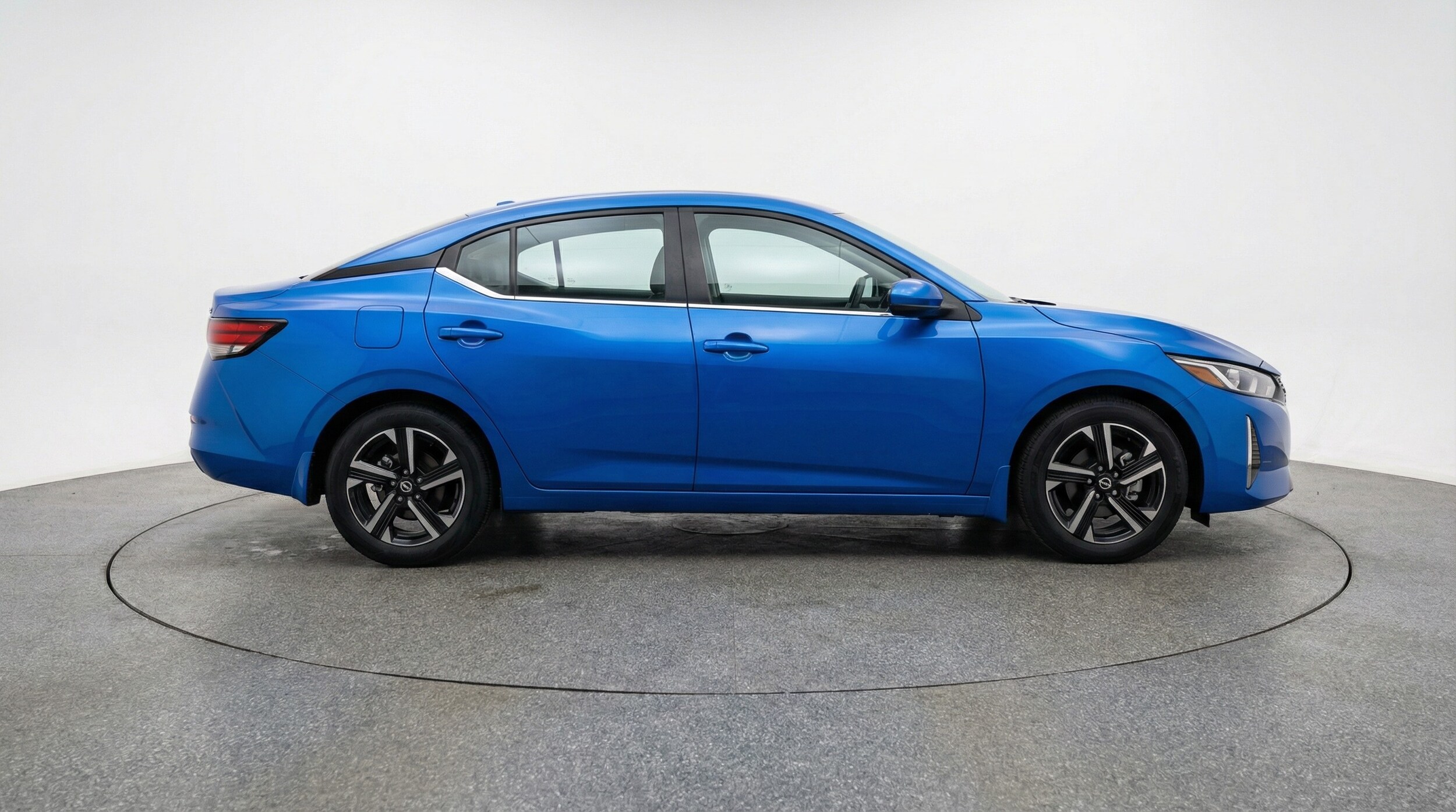 Thumbnail: 2025 Nissan Sentra - 8