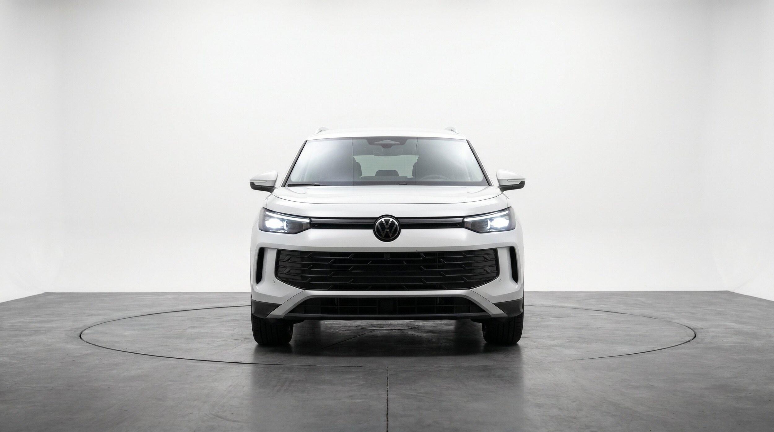 Thumbnail: 2026 Volkswagen Tiguan - 2