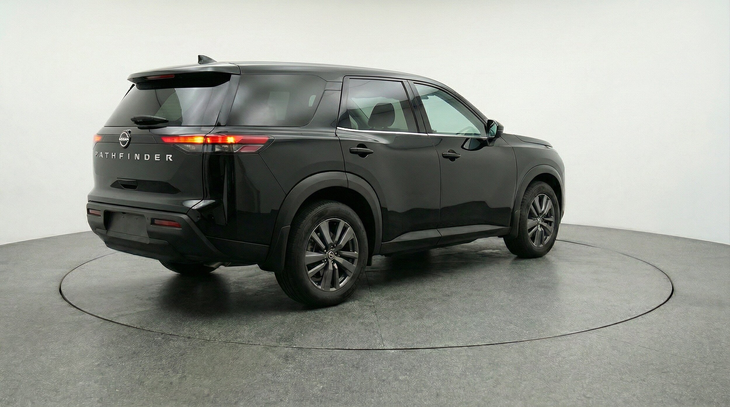 Thumbnail: 2025 Nissan Pathfinder - 9