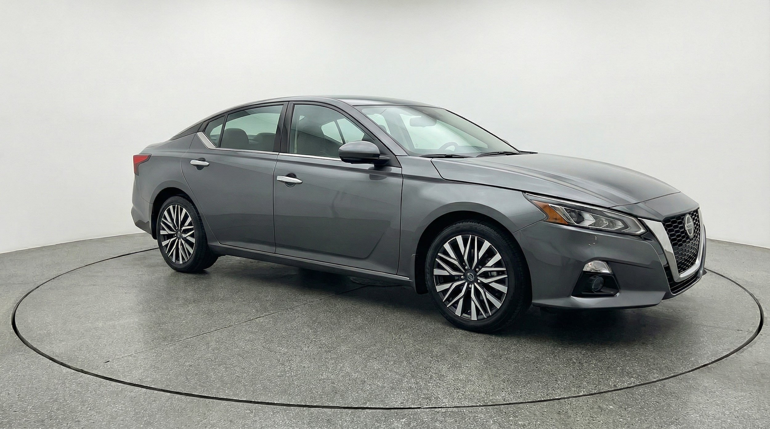 Thumbnail: 2025 Nissan Altima - 1