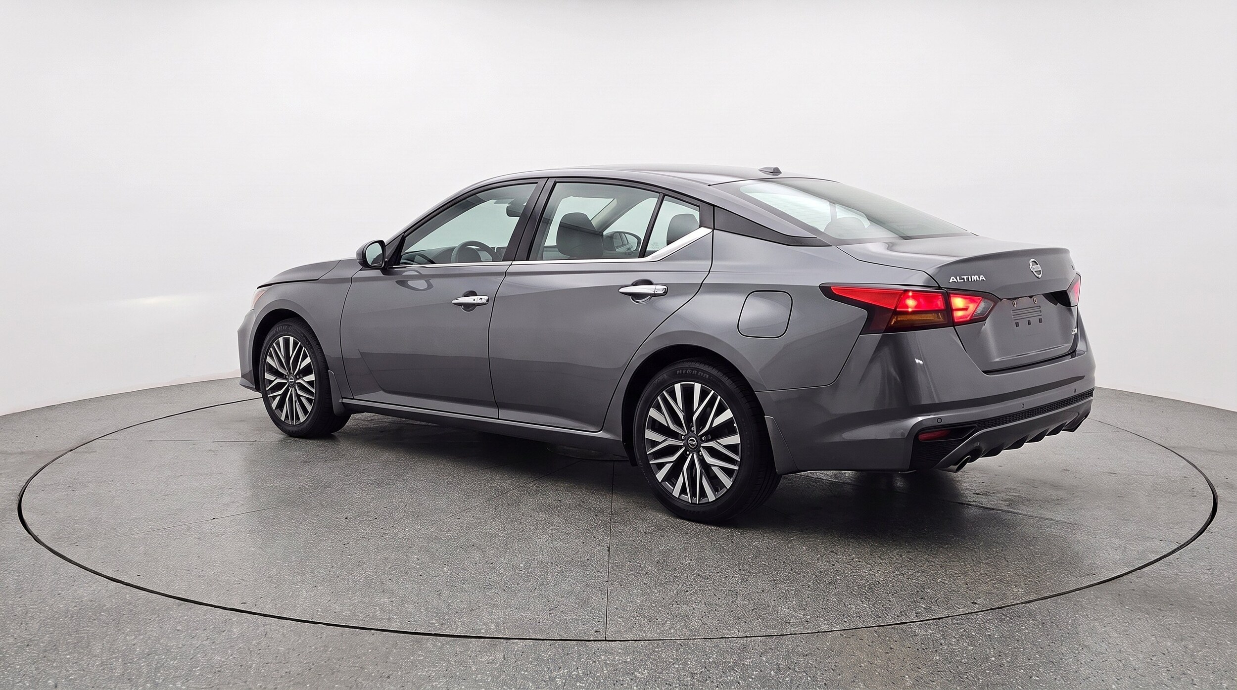 Thumbnail: 2025 Nissan Altima - 6