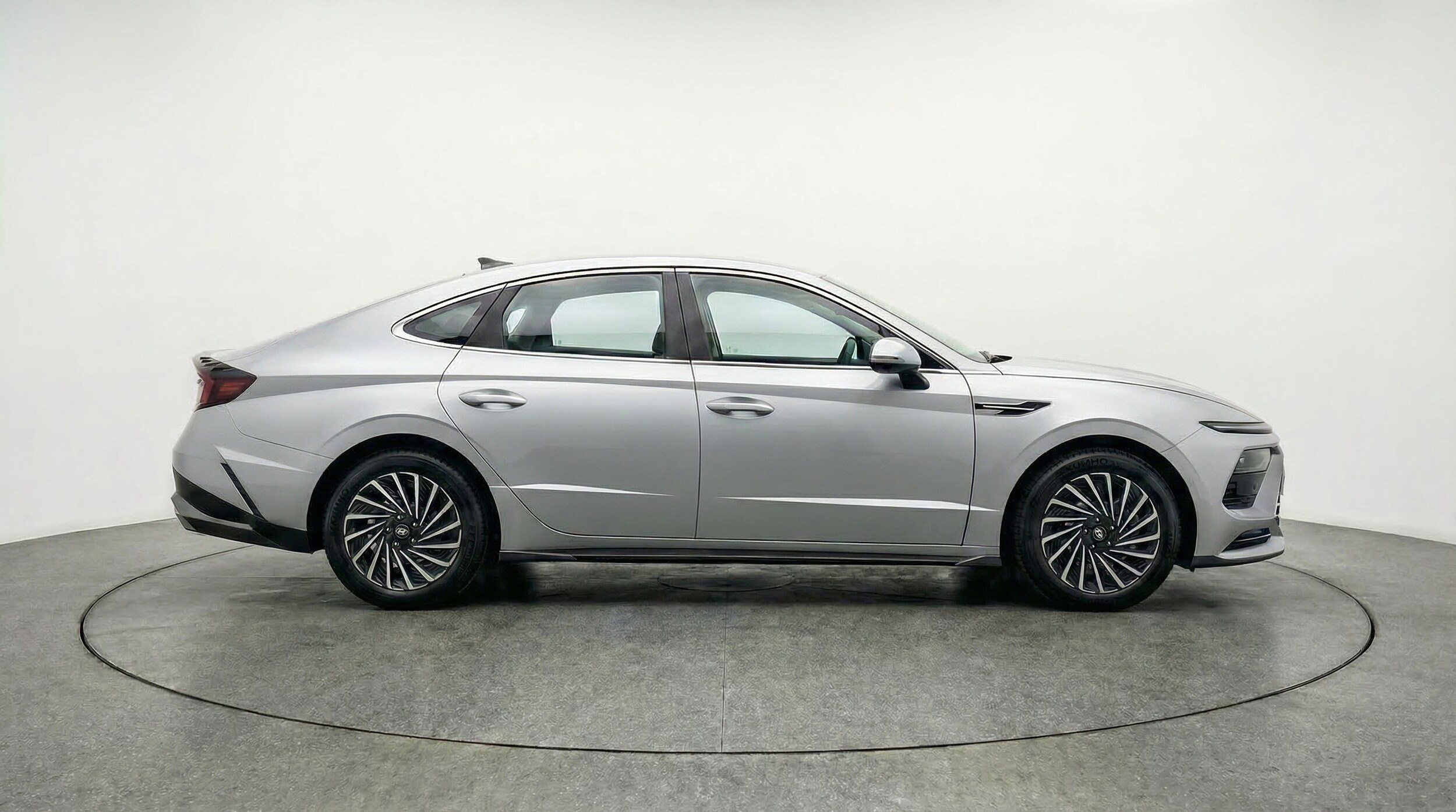 Thumbnail: 2025 Hyundai Sonata - 11