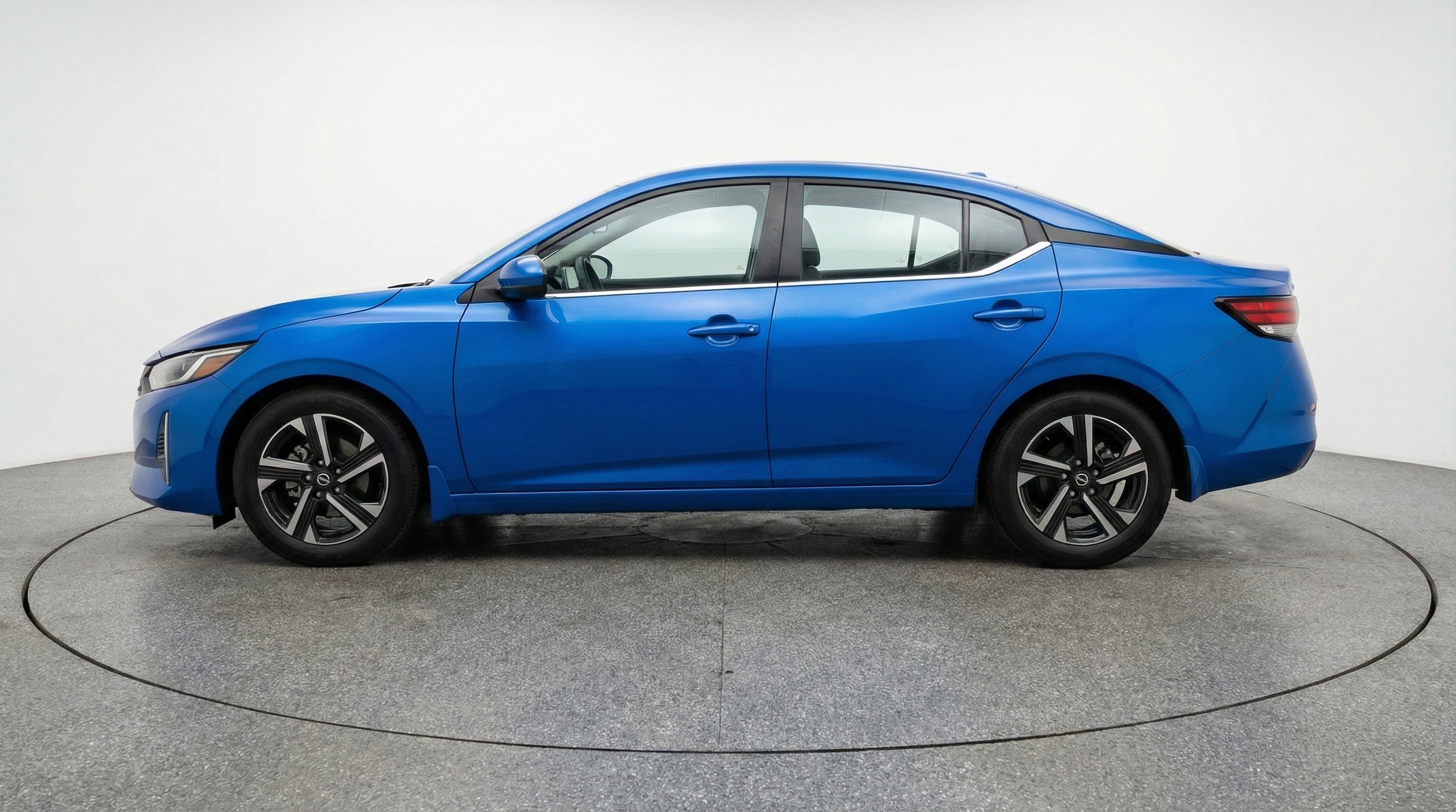 Thumbnail: 2025 Nissan Sentra - 5