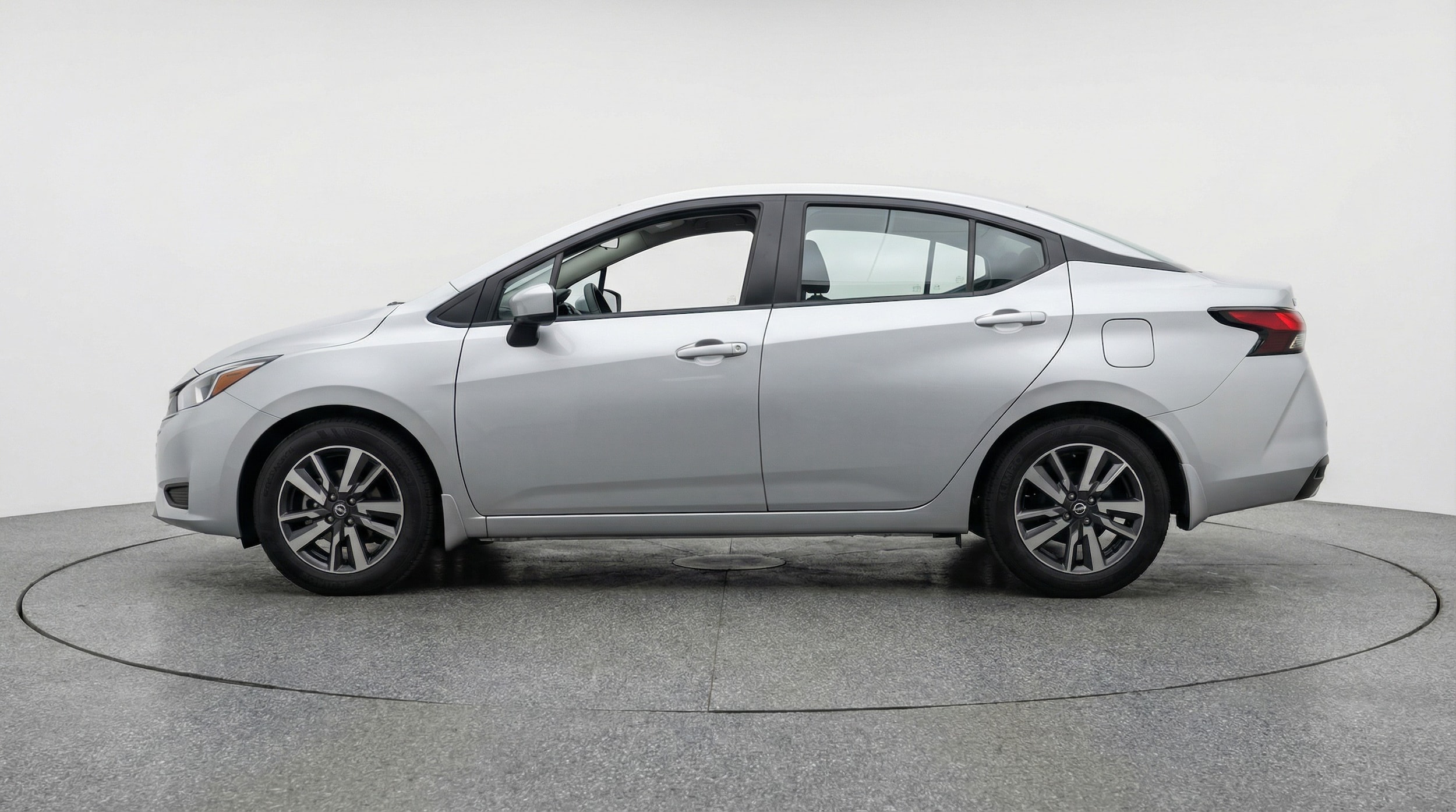 Thumbnail: 2025 Nissan Versa - 4