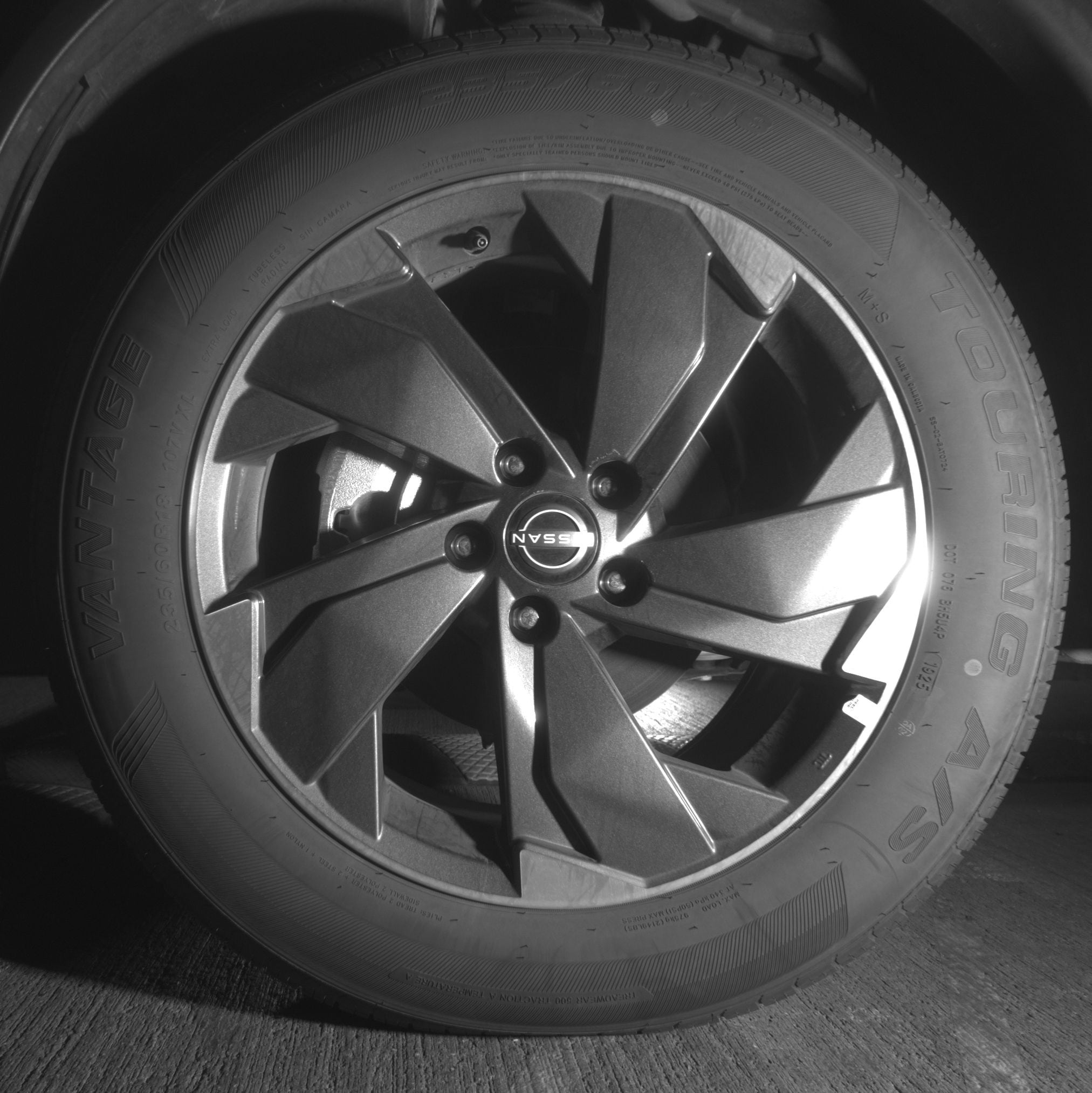 Thumbnail: 2025 Nissan Rogue - 9