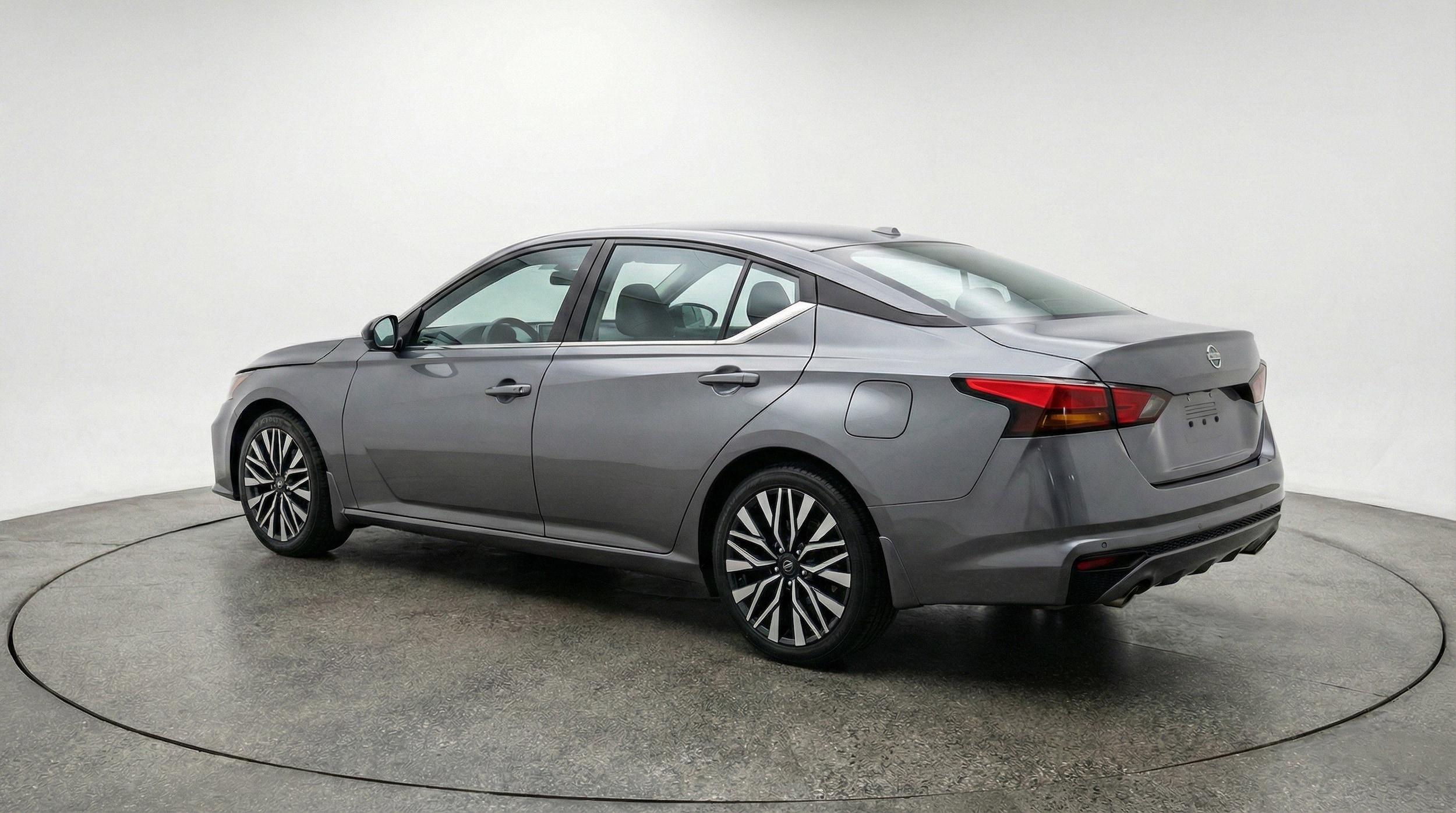 Thumbnail: 2025 Nissan Altima - 6