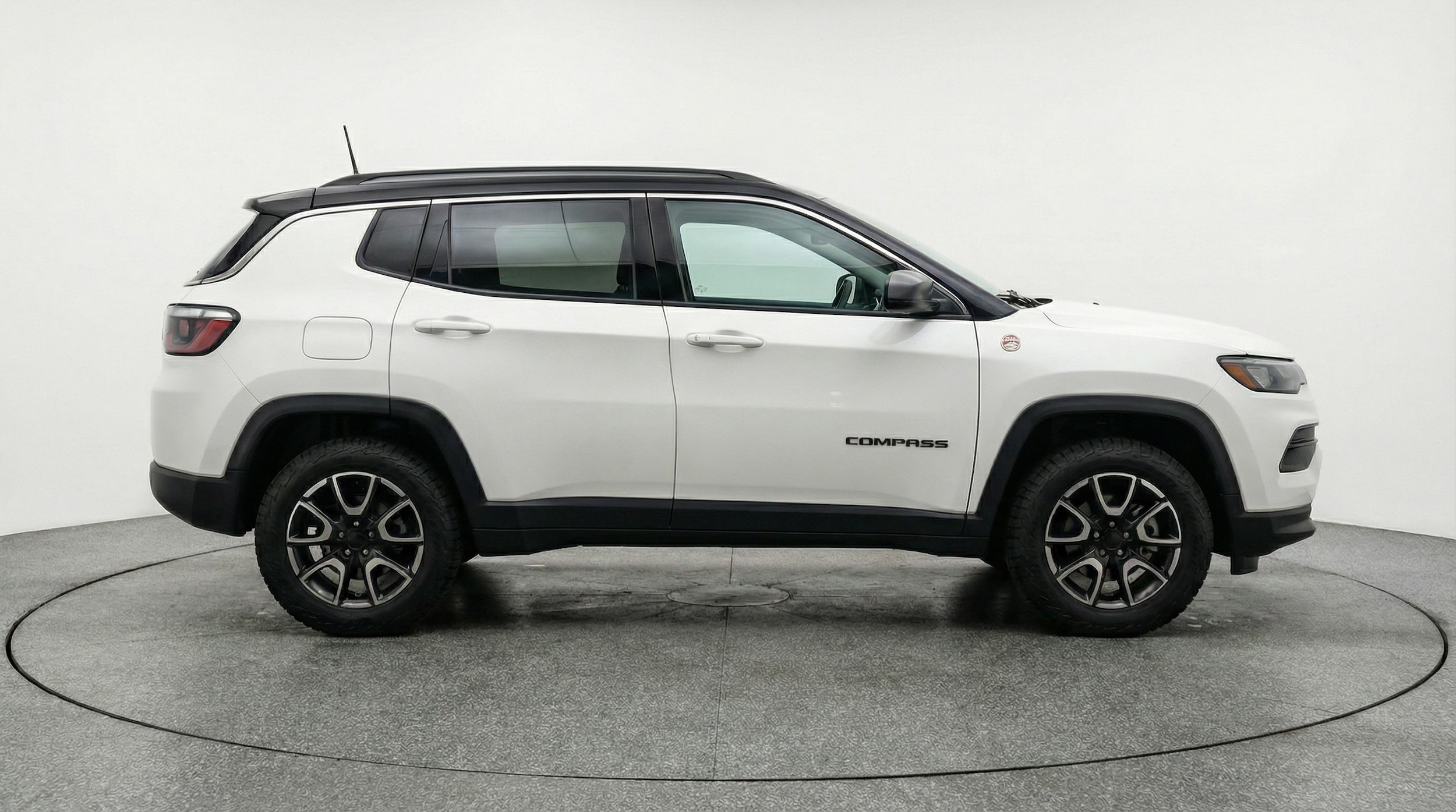 Thumbnail: 2025 Jeep Compass - 8