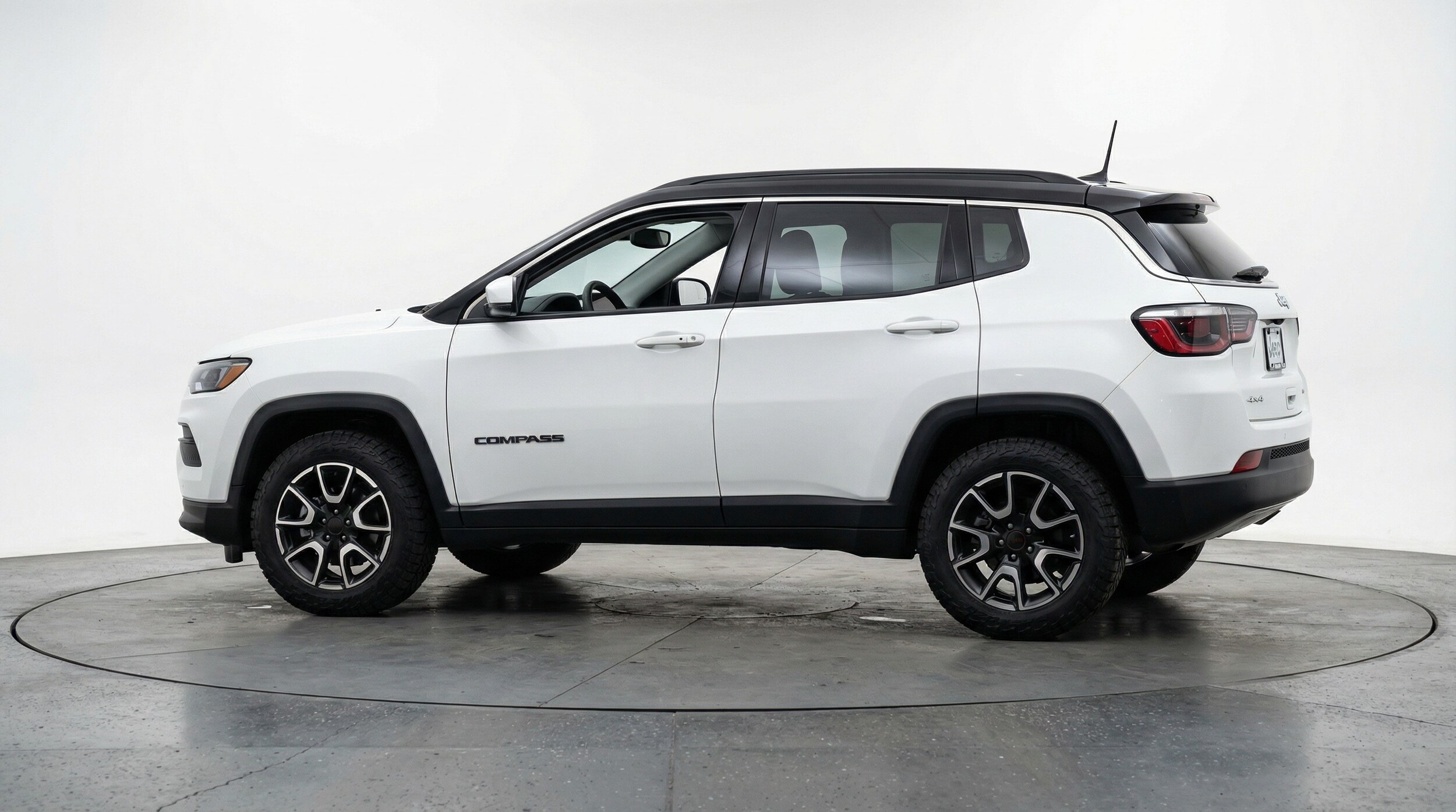 Thumbnail: 2025 Jeep Compass - 4