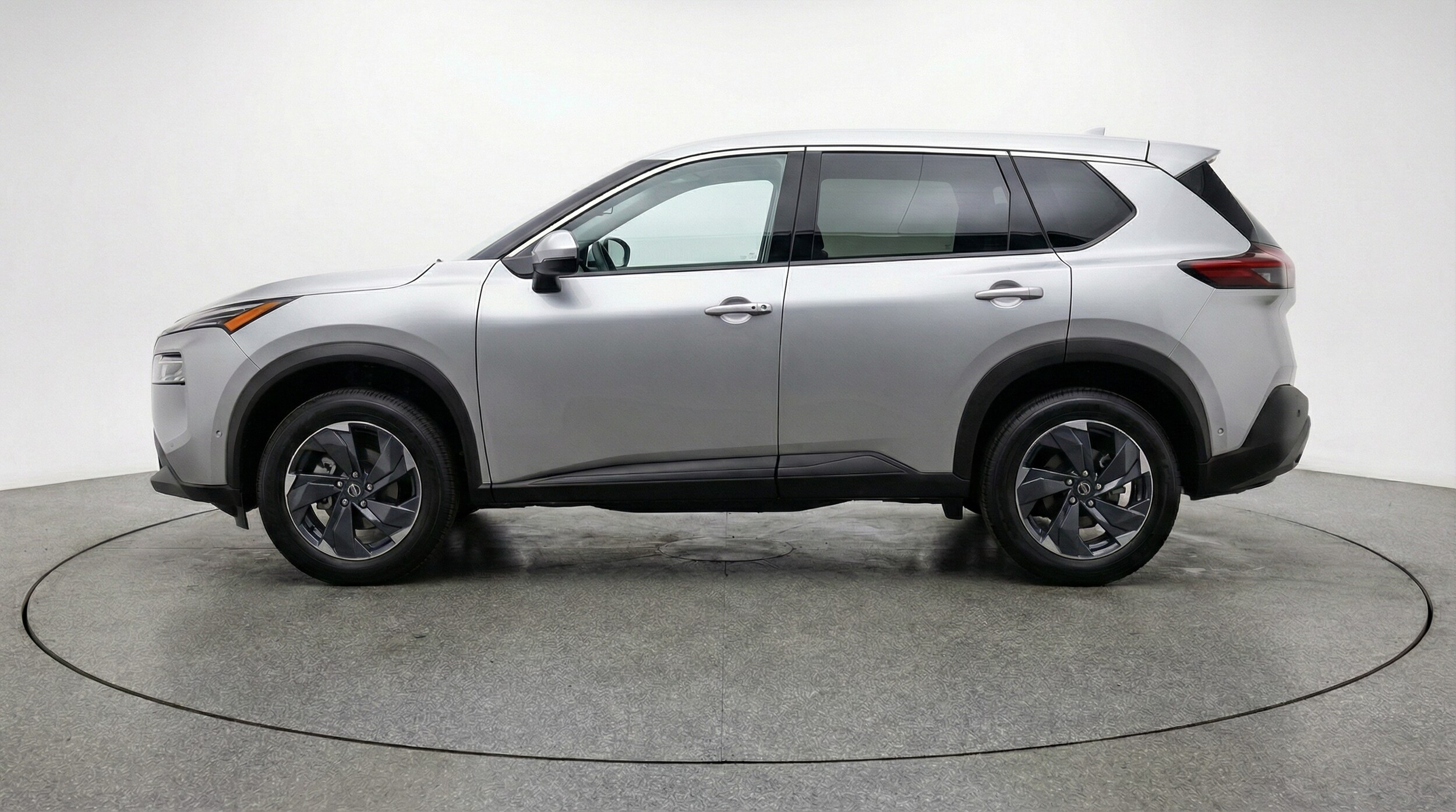 Thumbnail: 2025 Nissan Rogue - 4