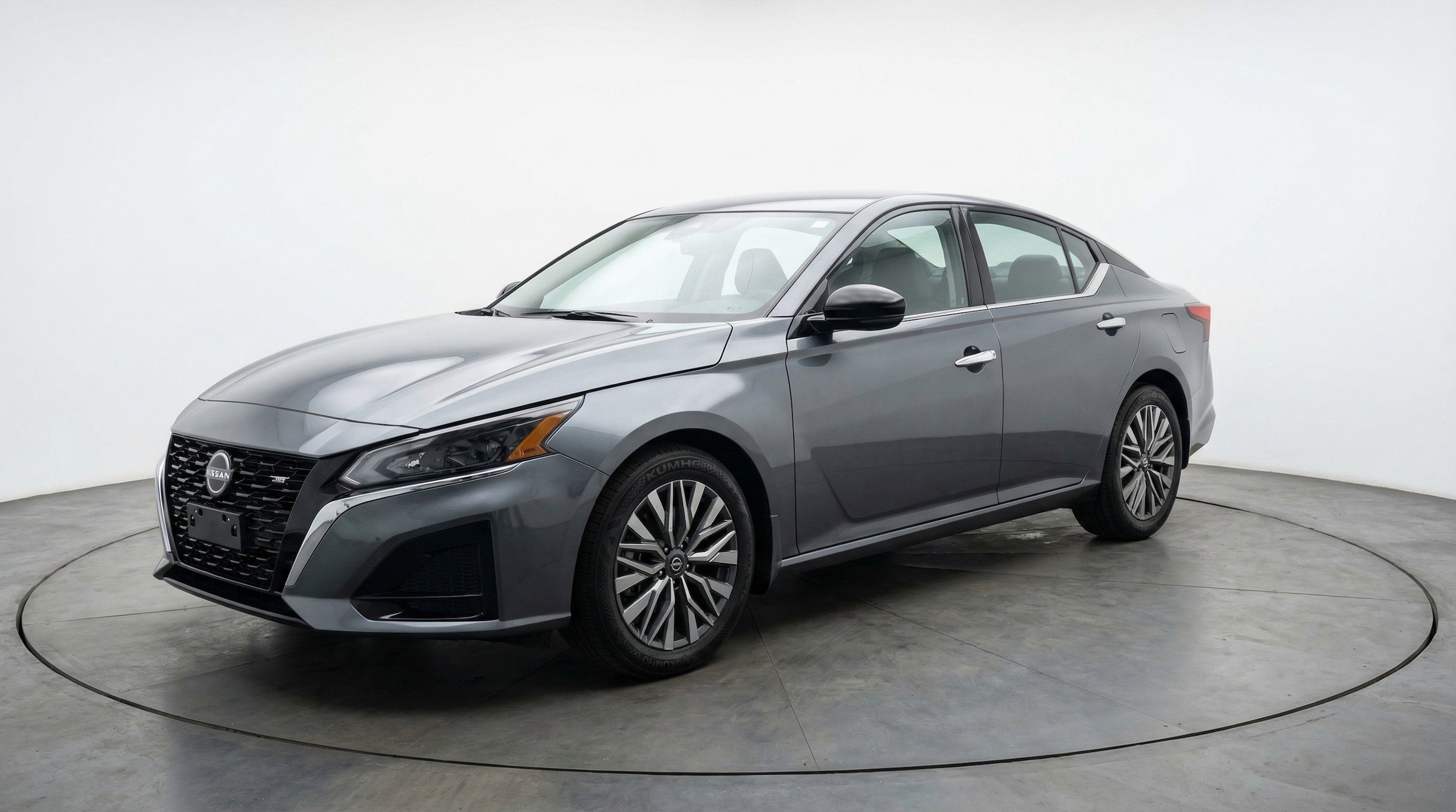 Thumbnail: 2025 Nissan Altima - 3