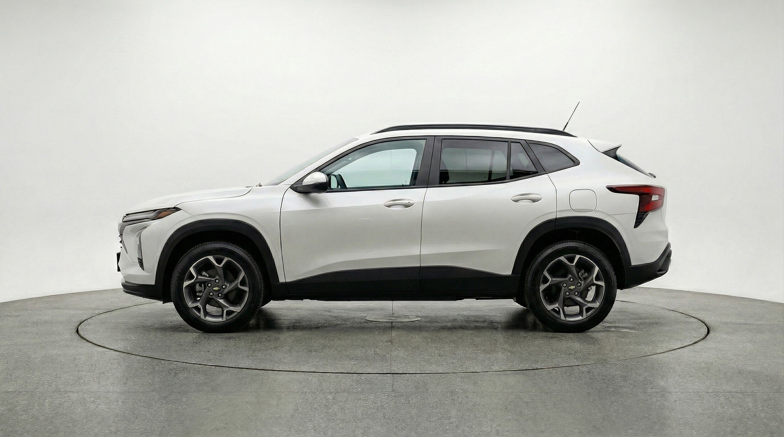 Thumbnail: 2025 Chevrolet Trax - 5