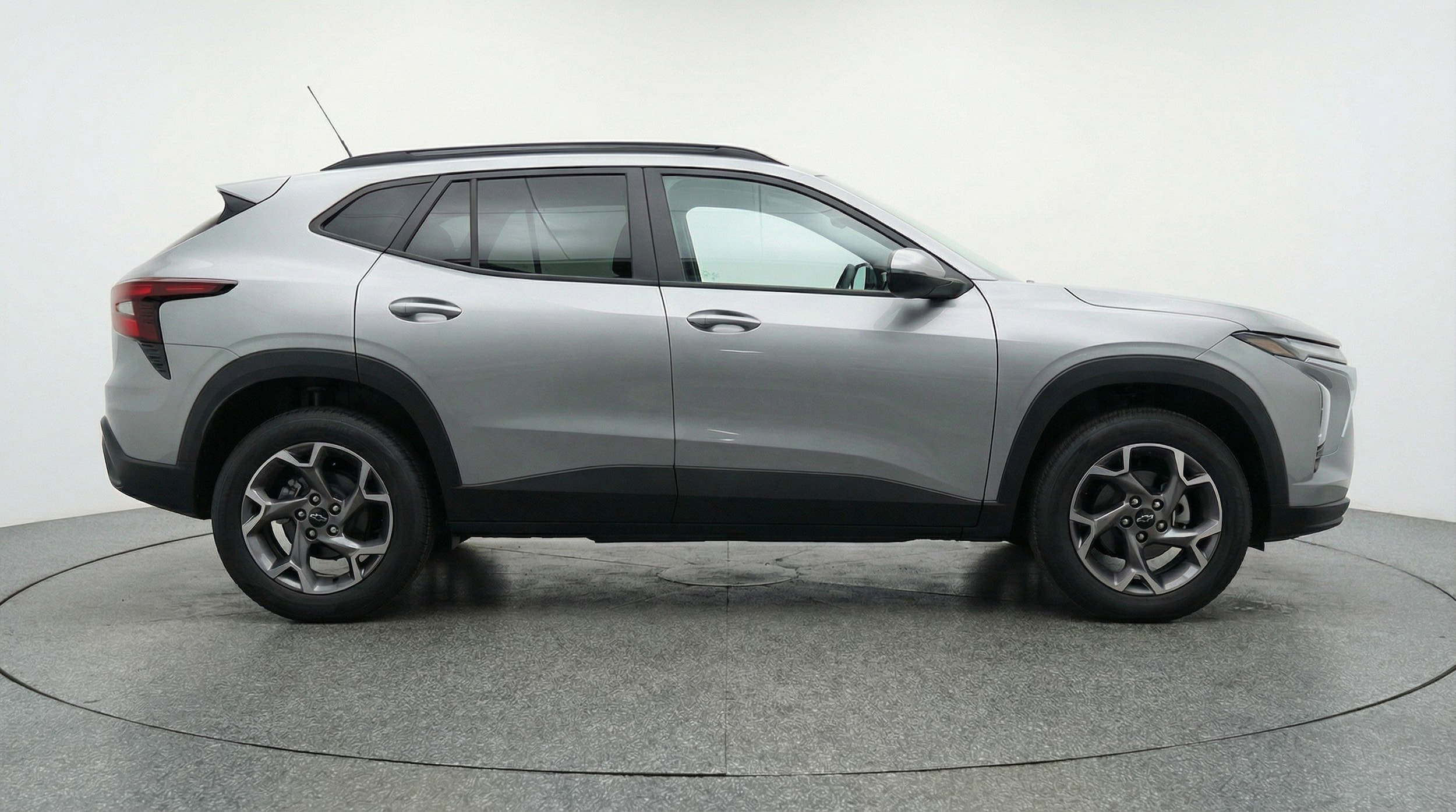 Thumbnail: 2025 Chevrolet Trax - 11