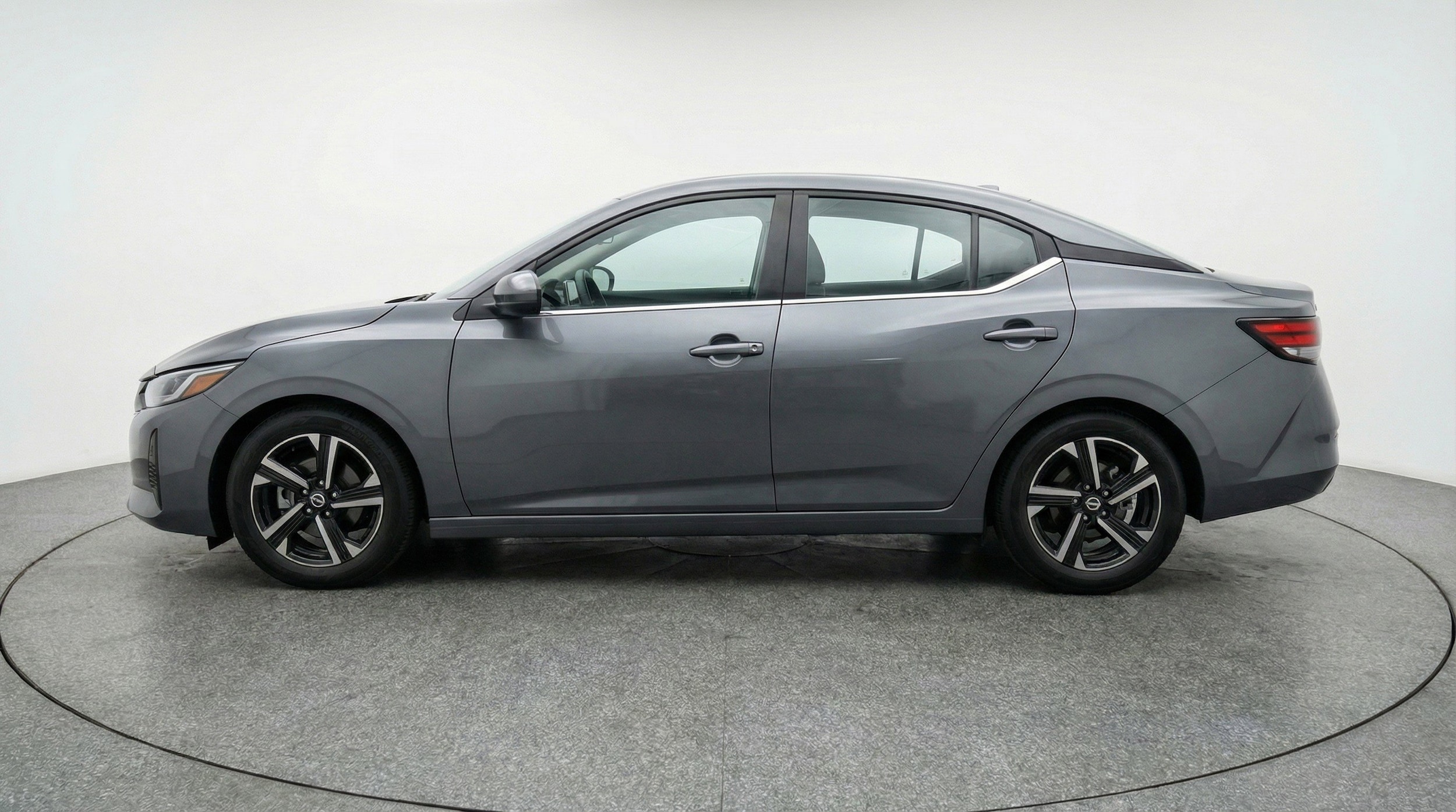 Thumbnail: 2025 Nissan Sentra - 5