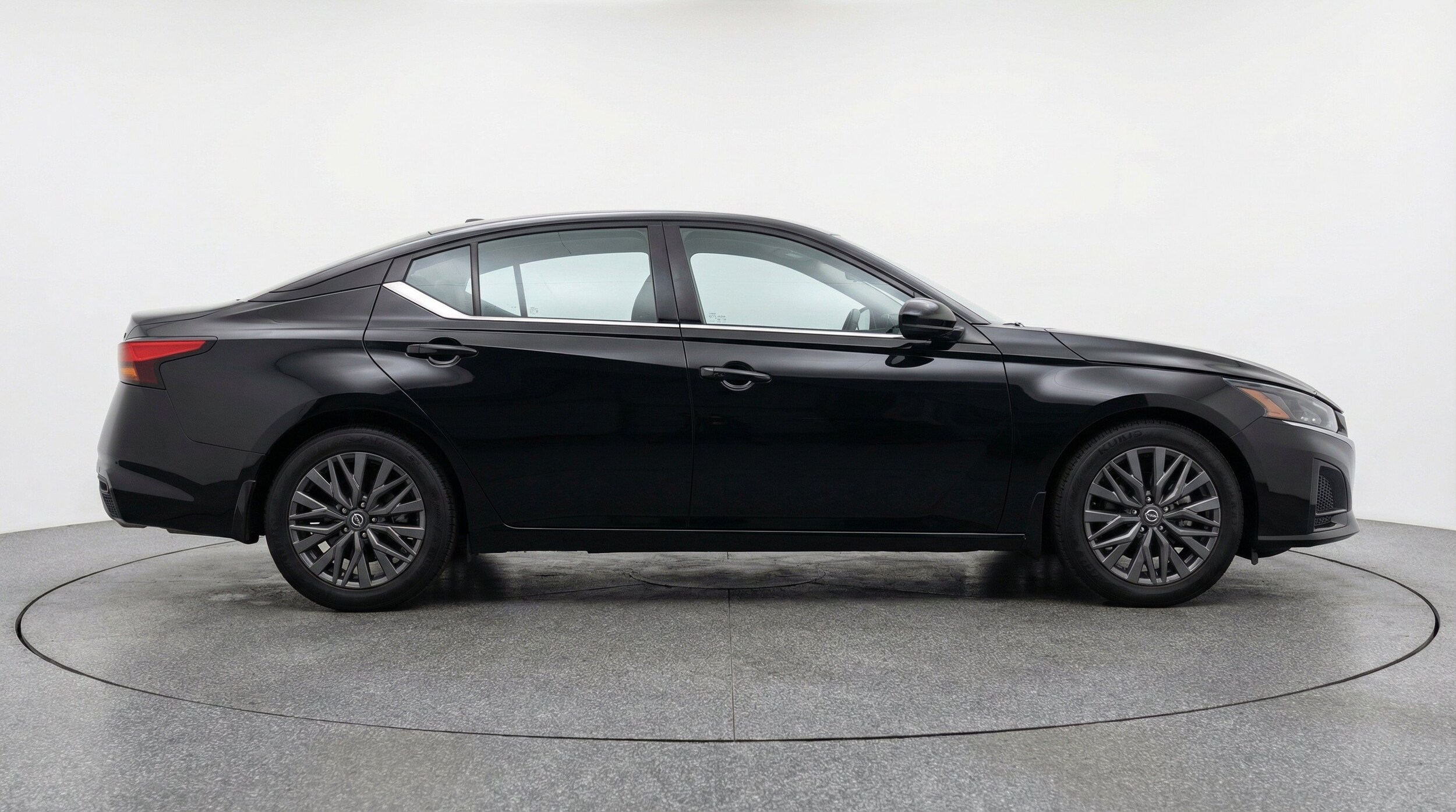 Thumbnail: 2025 Nissan Altima - 11