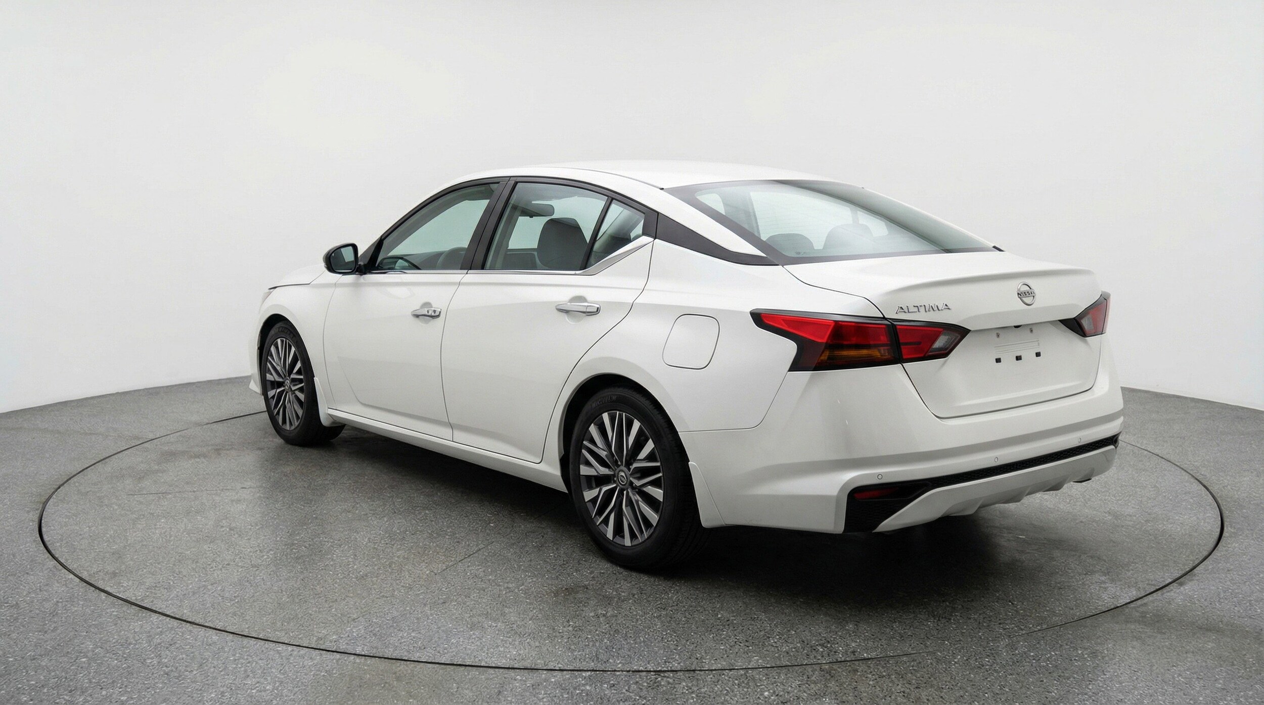 Thumbnail: 2025 Nissan Altima - 6