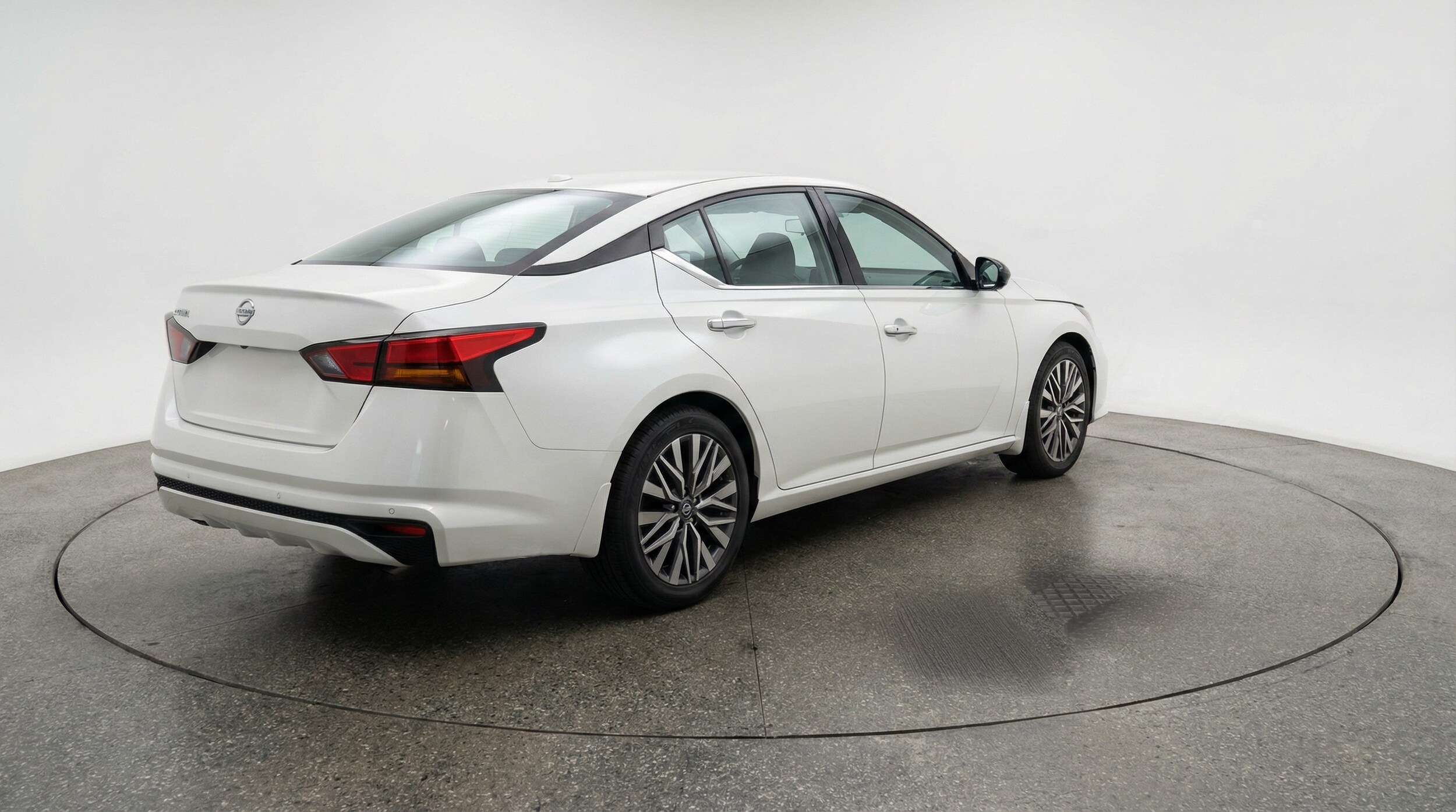 Thumbnail: 2025 Nissan Altima - 7