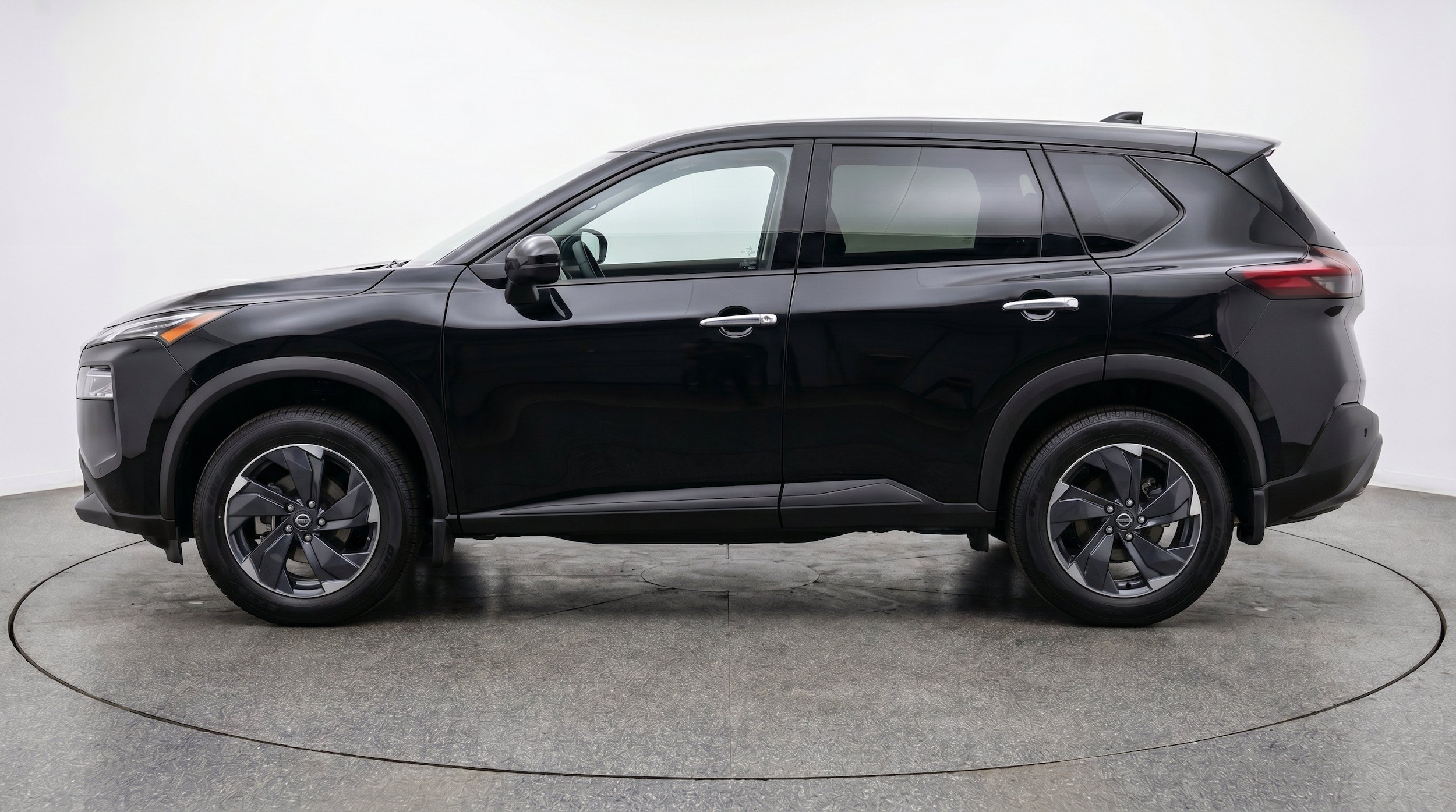Thumbnail: 2025 Nissan Rogue - 5